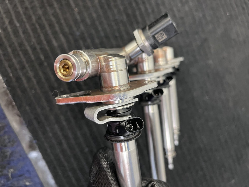 2019-2023 Mercedes-Benz C300 GLC300 E350 Fuel Rail 4 Injectors OEM A2640701000 - eBay image 8