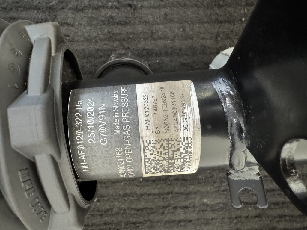 2023-2025 BMW 740i G70 Front Right Air Suspension Strut OEM 37106892586 - eBay image 3