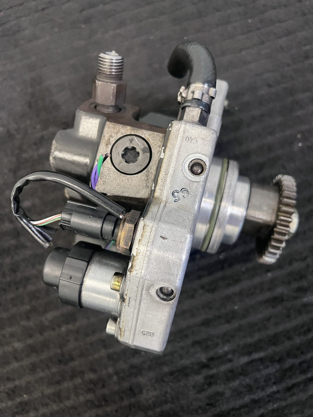 2010-2018 Mercedes-Benz Sprinter OM642 High Pressure Fuel Pump OEM A6420701101 - eBay image 6