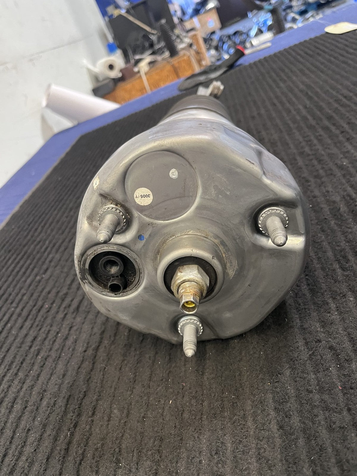 2010-2013 Porsche Panamera 970 Front Right Air Suspension Strut OEM 97034305215 - eBay image 4