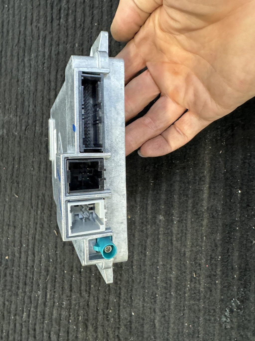 2022-2024 Rivian R1T R1S Secondary Adas Driver Assist Module OEM PT00000036-L - eBay image 5