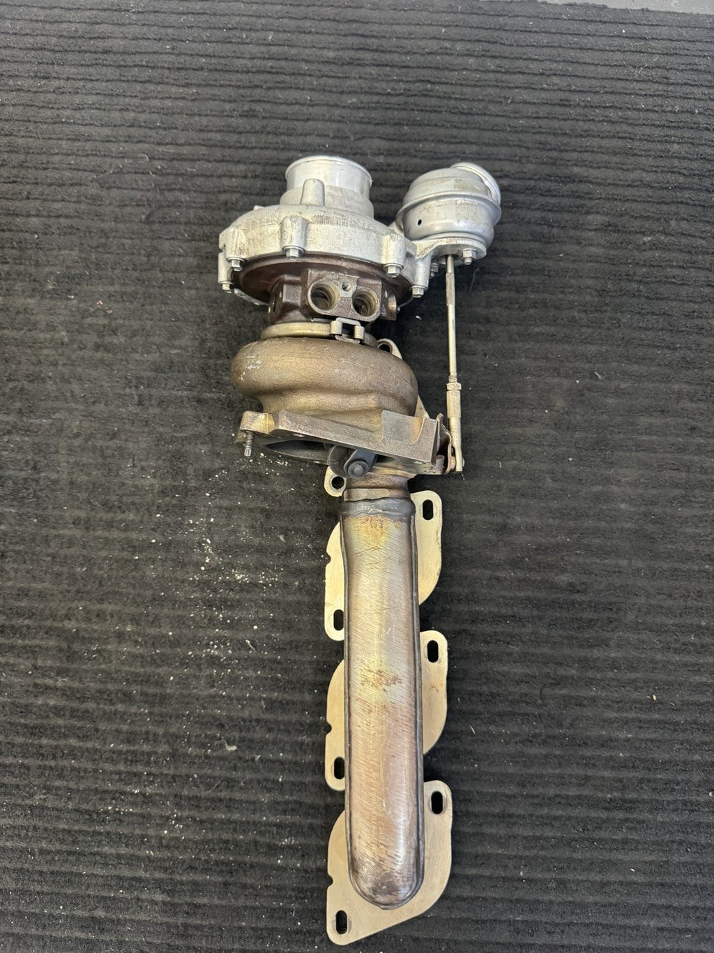2011-2019 Mercedes-Benz AMG M157 5.5L Left Turbo Manifold OEM A1570900180 - eBay image 5
