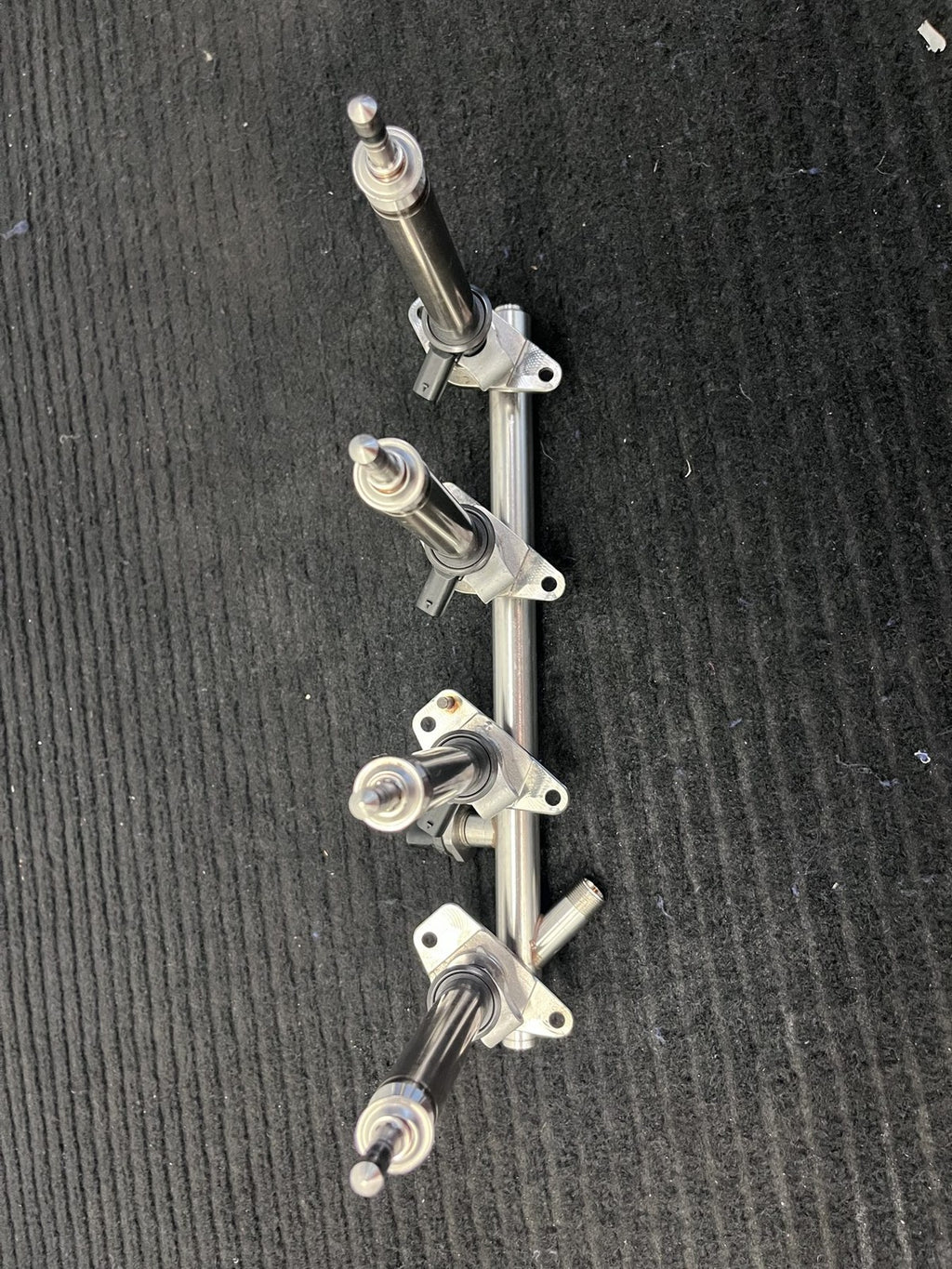 2015-2019 Mercedes-Benz C300 GLC300 E300 Fuel Rail 4 Injectors OEM A2740703800 - eBay image 7