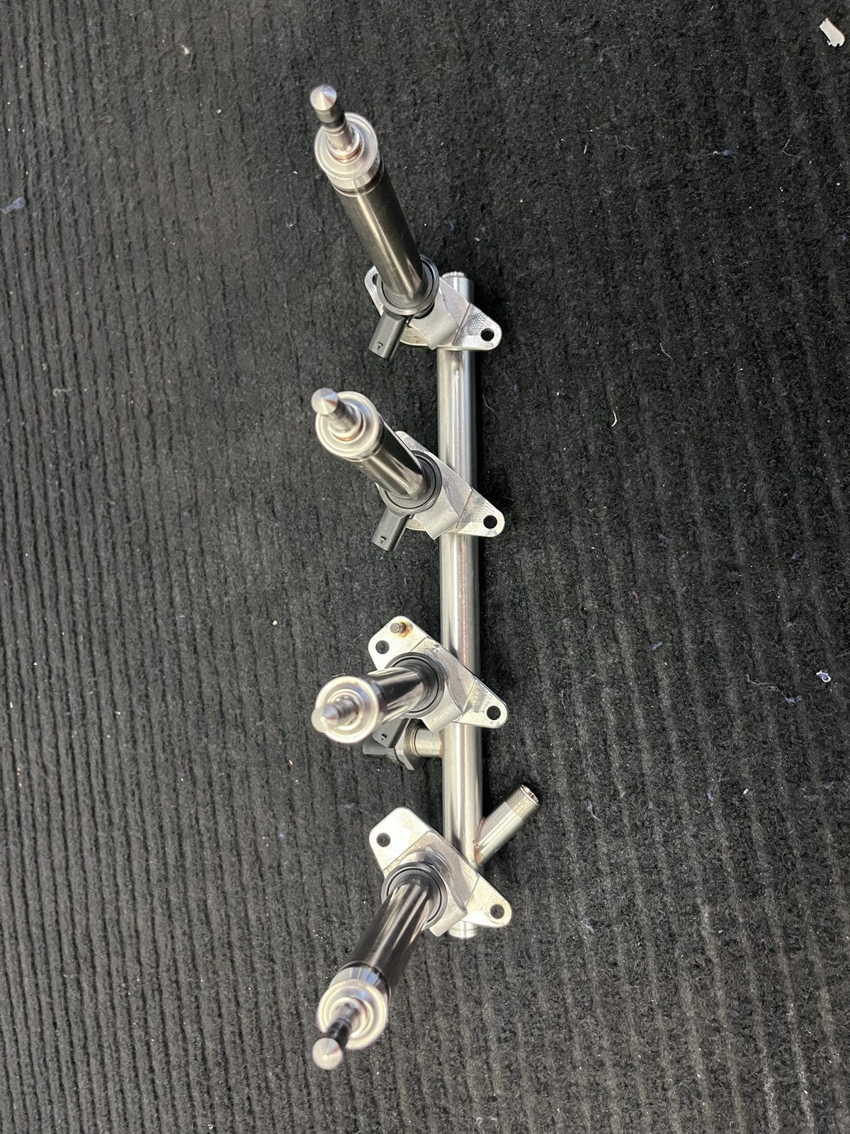 2015-2019 Mercedes-Benz C300 GLC300 E300 Fuel Rail 4 Injectors OEM A2740703800 - eBay image 7
