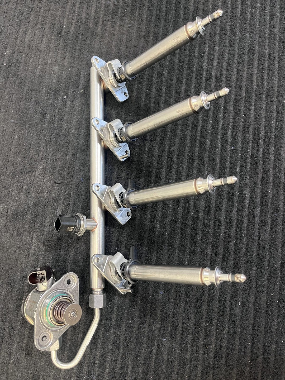 2019-2023 Mercedes-Benz A220 CLA250 Gla GLB250 Fuel Rail Injectors Pump A2600700300 - eBay image 6