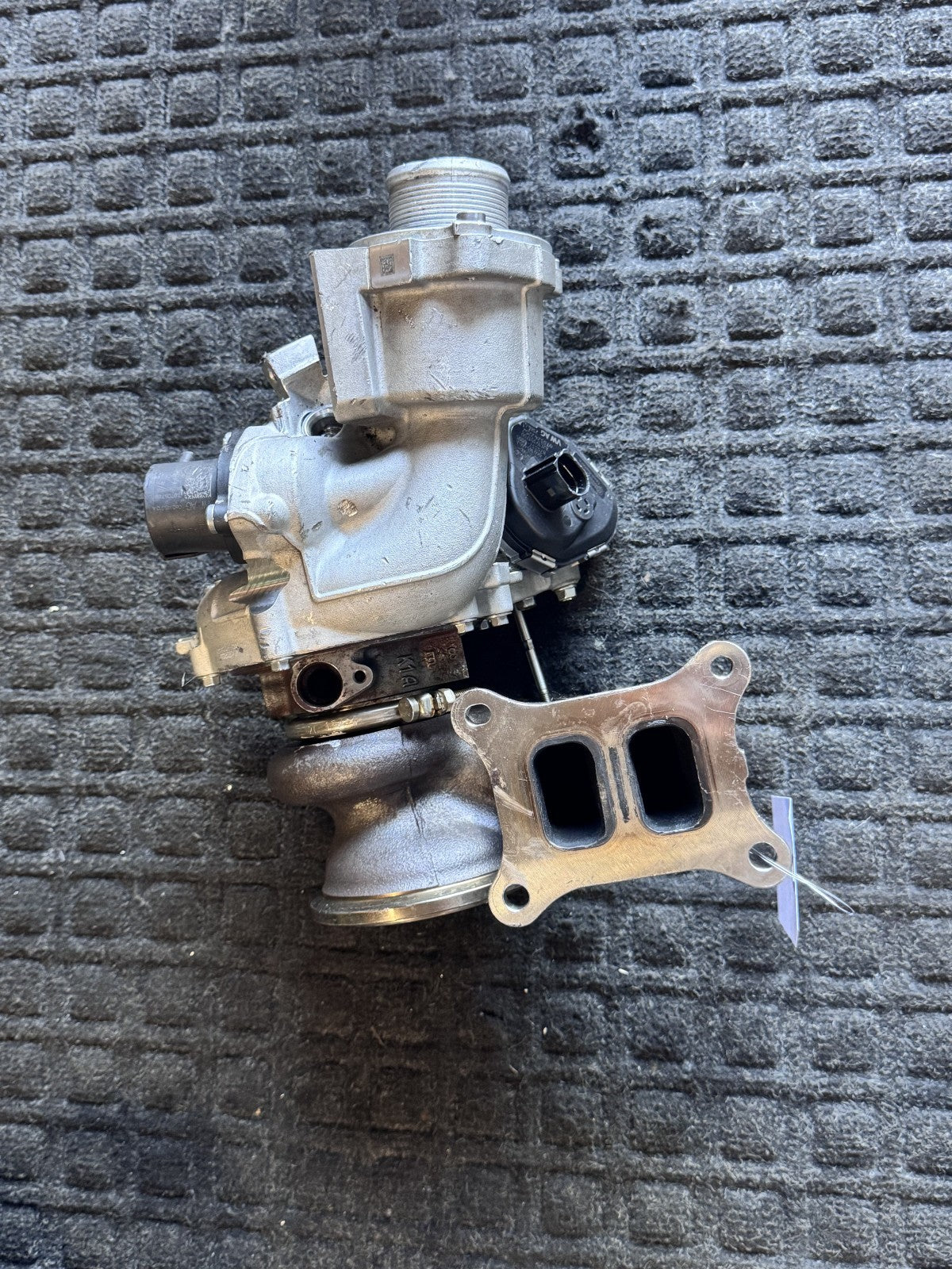 2021-2024VW Atlas Cross Sport 2.0T Turbocharger Manifold OEM 06Q145722VOLKSWAGEN - eBay image 1