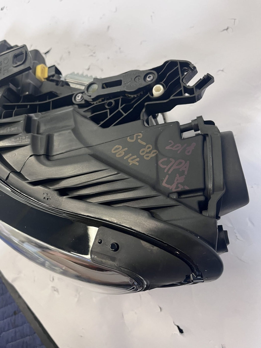 16-18 Audi A6 S6 C7 Left Full LED Headlight Aftermarket Refurbished 4G0941033H - SKU P2598 - photo 5