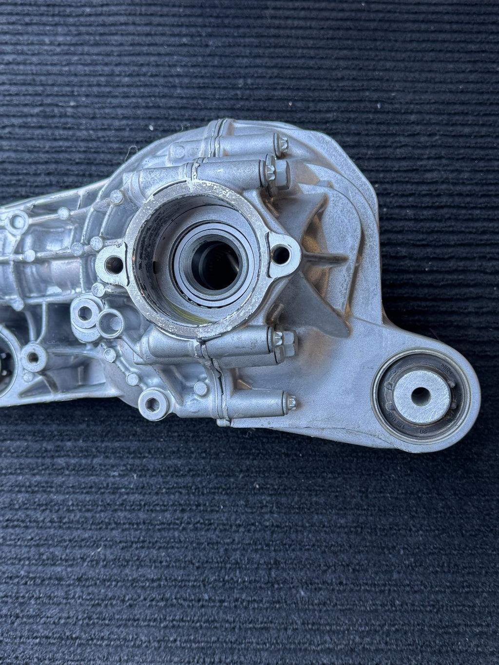 2006-2013 Mercedes GL450 ML550 R350 Front Differential AWD OEM A1643302202 - eBay image 4