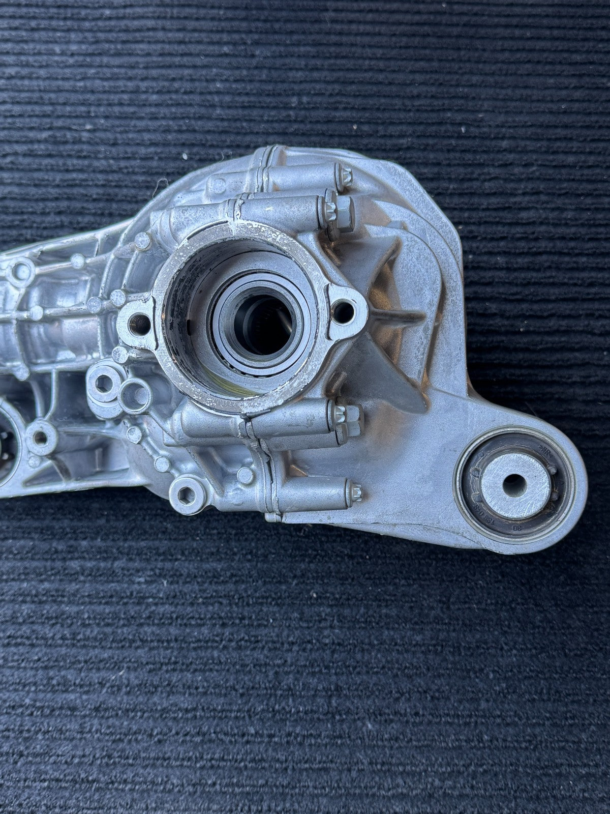 2006-2013 Mercedes GL450 ML550 R350 Front Differential AWD OEM A1643302202 - eBay image 4