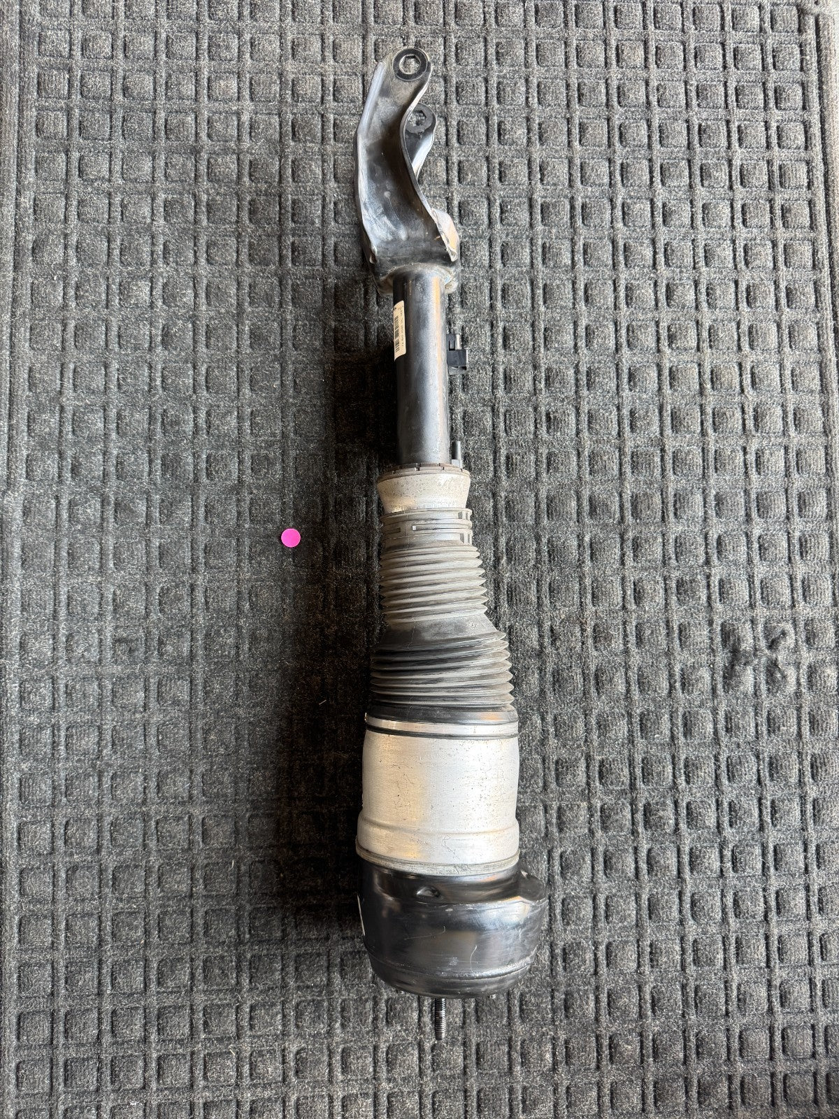 2013-2019 Mercedes GLS-Class X166 Front Left Air Shock Absorber OEM A1663200100 - eBay image 4