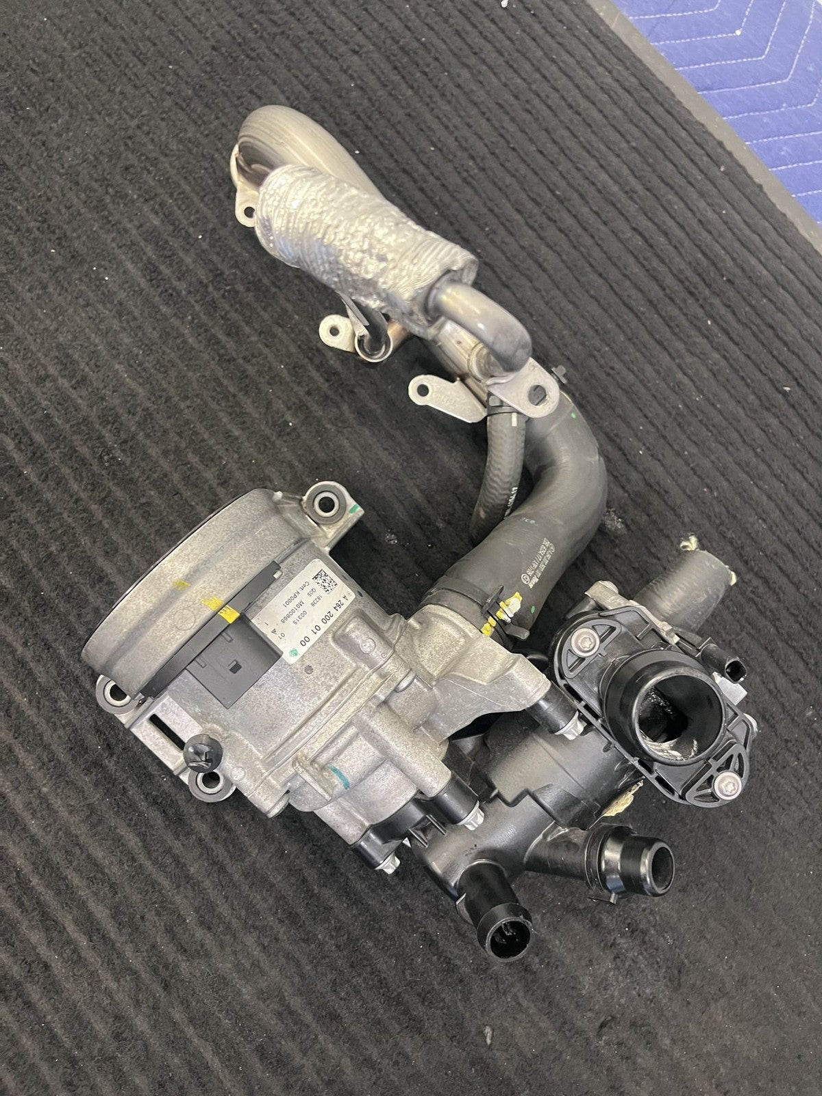 2019-2023 Mercedes-Benz C300 E350 GLC300 Water Pump Thermostat OEM A2642000100 - eBay image 11