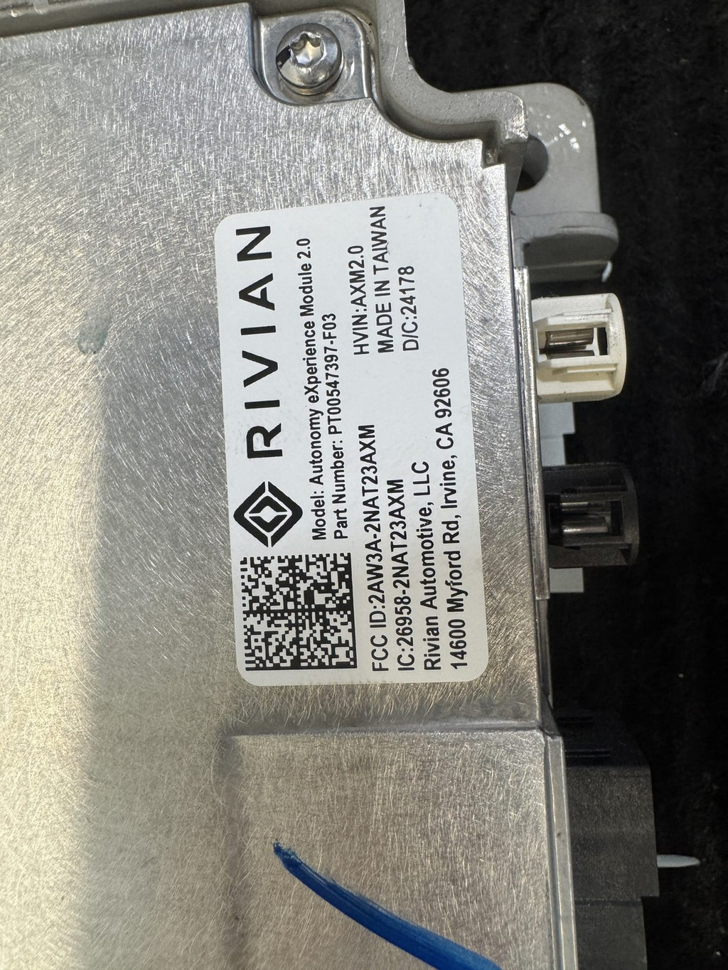 2025-2026 Rivian R1T R1S Gen 2 Axm 2.0 Autonomy Module OEM PT00547397-F03 - eBay image 2