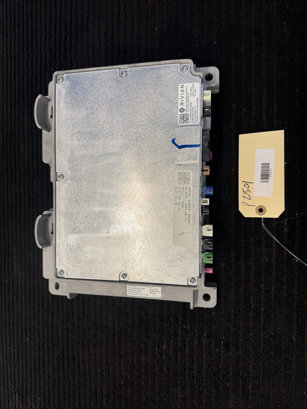 2025-2026 Rivian R1T R1S Gen 2 Axm 2.0 Autonomy Module OEM C200547397-F05 - eBay image 2