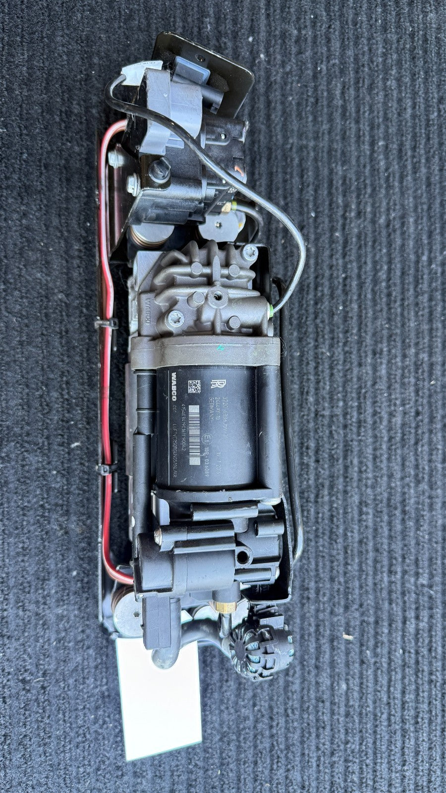 2008-2019 Rolls-Royce Ghost RR4 Air Suspension Compressor Pump OEM37206886059-01 - eBay image 1
