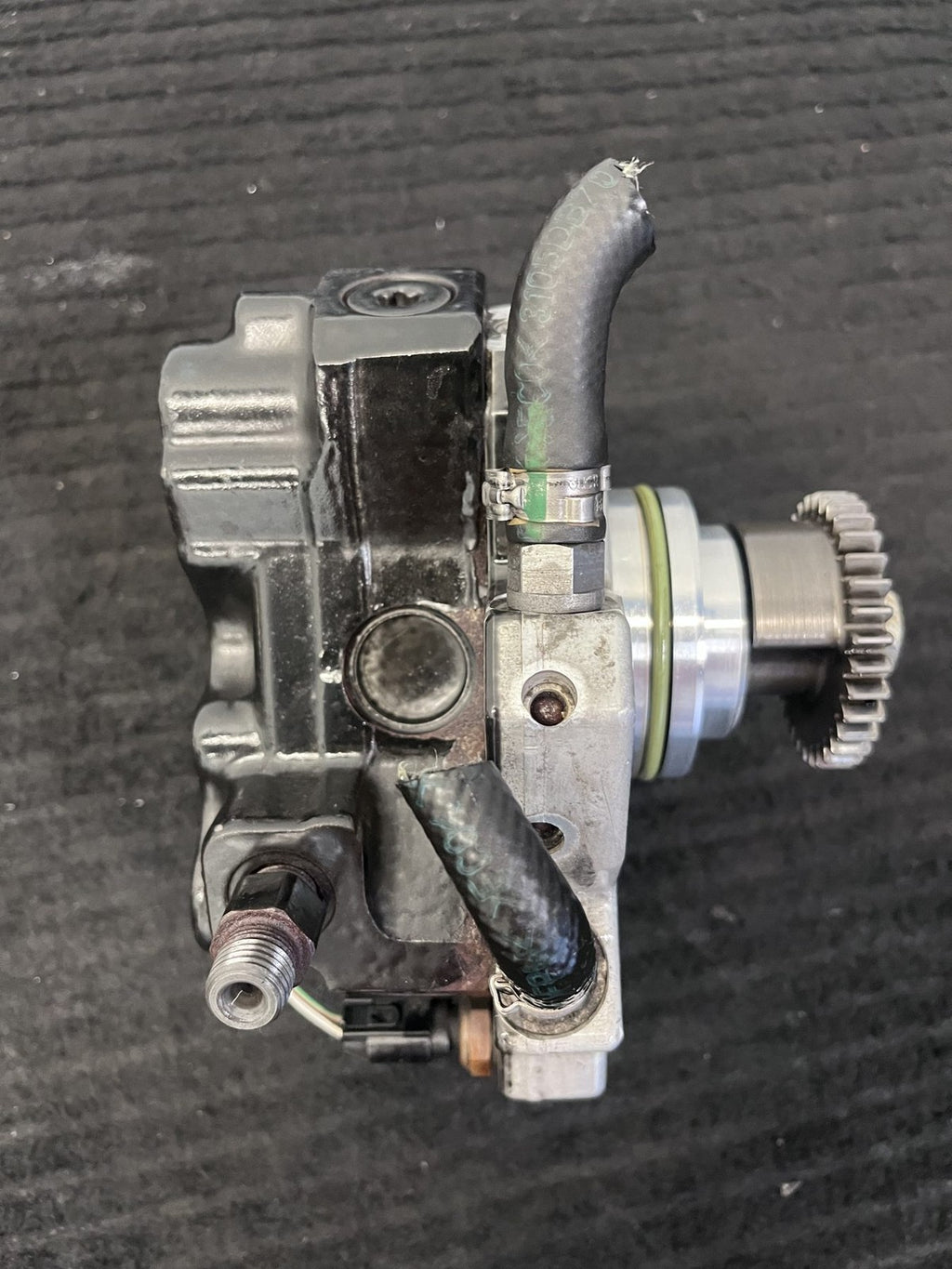 2010-2022 Mercedes-Benz Sprinter OM642 High Pressure Fuel Pump OEM A6420701101 - eBay image 5