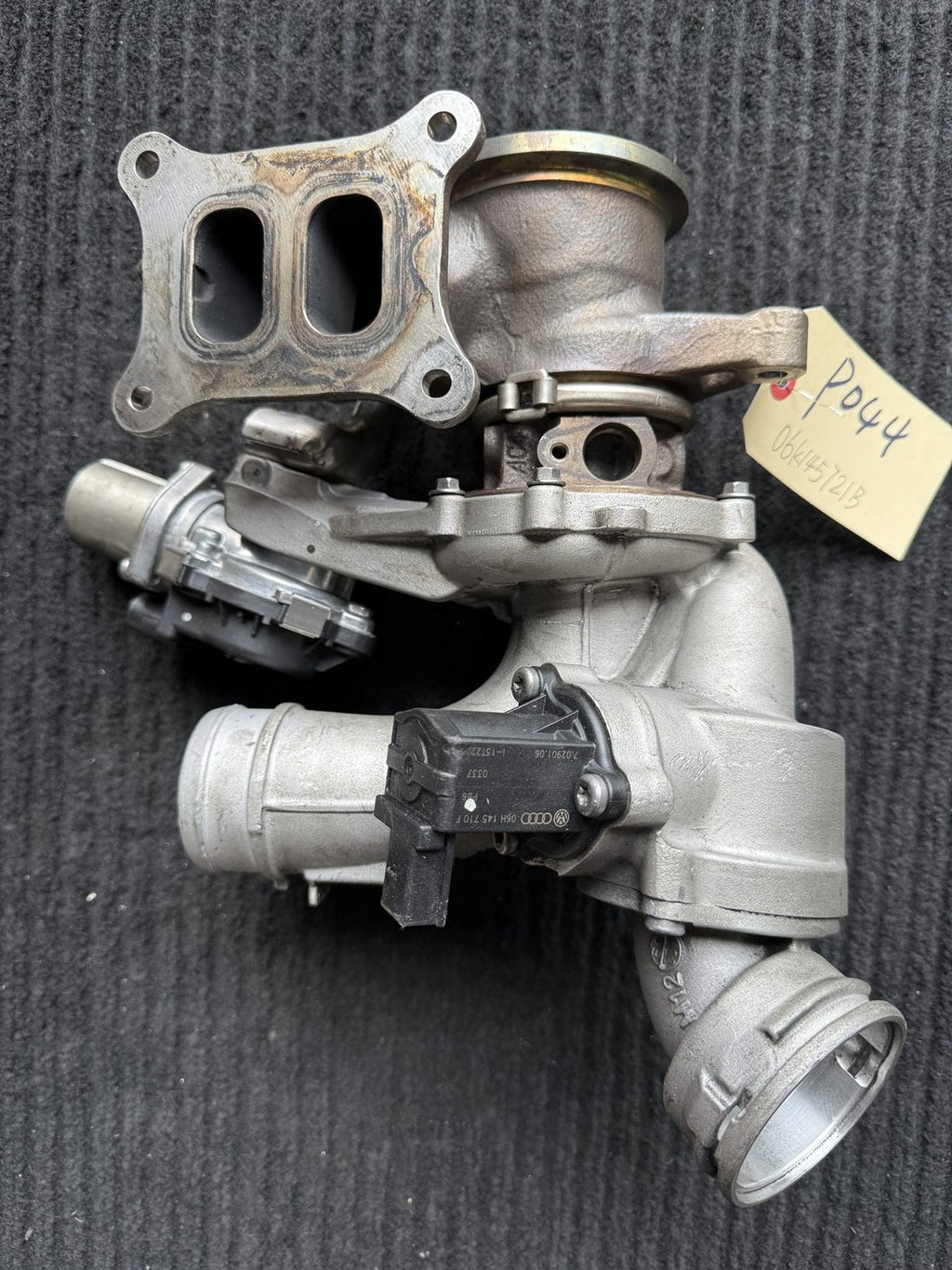 Volkswagen Beetle Jetta Passat 1.8T Turbocharger OEM 06K145721B Garrett 830233-0006 - eBay image 1
