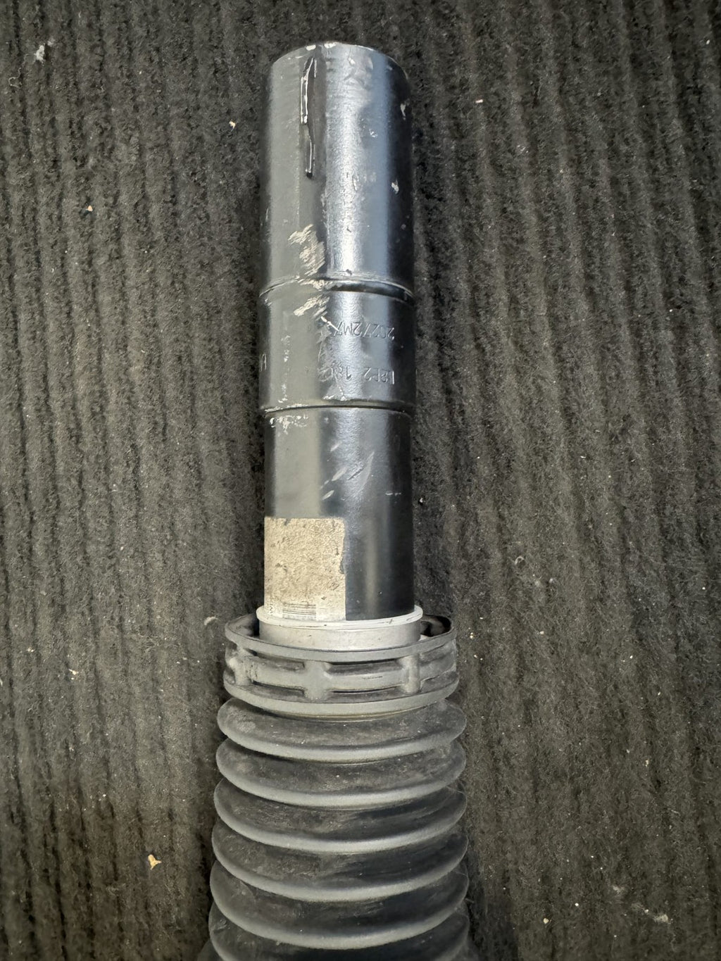 2020-2024 Land Rover Defender 110 Front Left Air Suspension Strut OEM LR132754 - eBay image 4