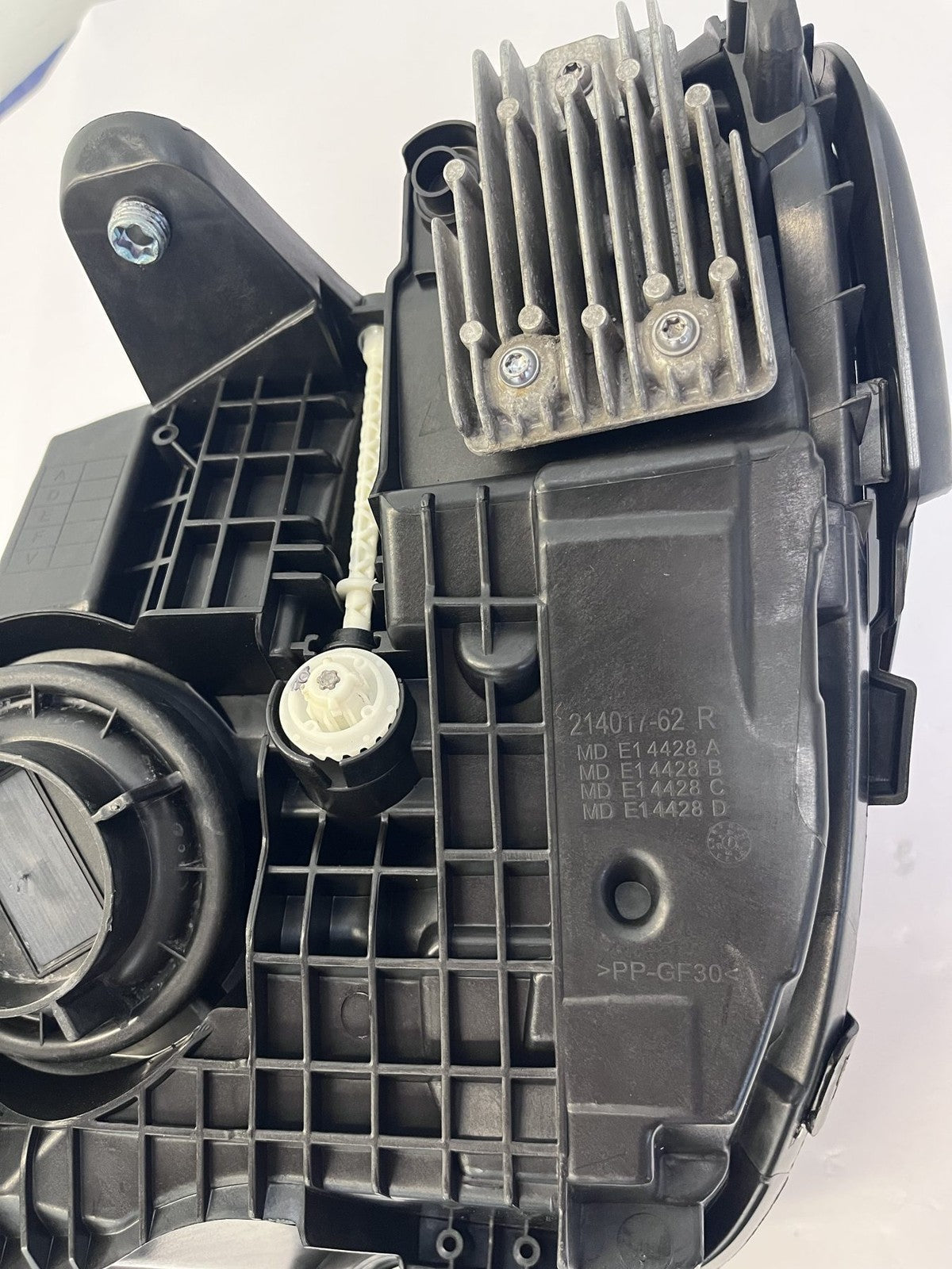 2019-20 Mercedes C-Class RH LED Headlight Aftermarket Refurbished A2059066104 - SKU P2601 - photo 9