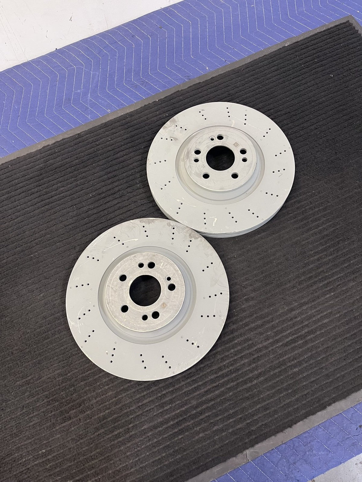 2020-2023 Mercedes-Benz GLE350 Front Drilled Brake Rotors Pair OEM A1674210801 - eBay image 5