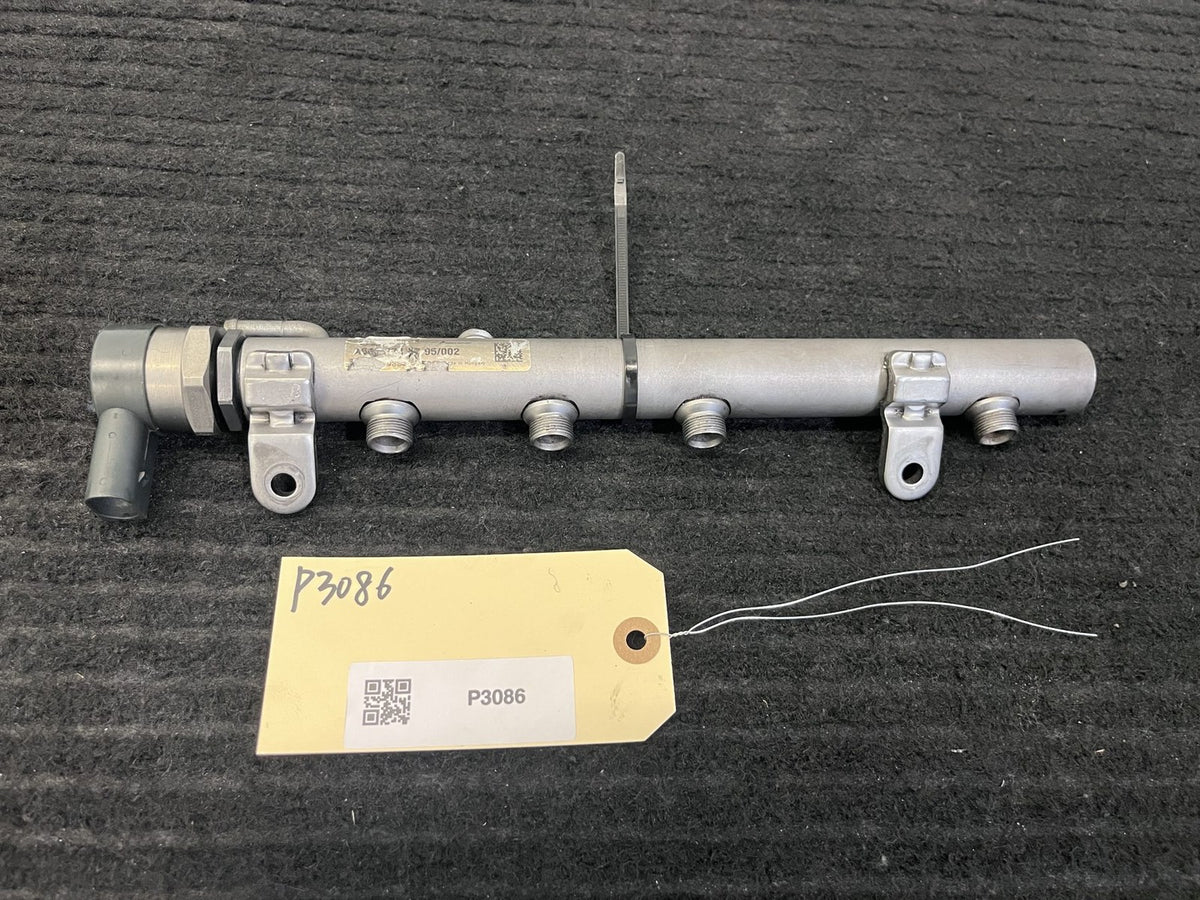 2010-2022 Mercedes-Benz Sprinter OM642 Left Fuel Rail OEM A6420702795 - eBay image 1