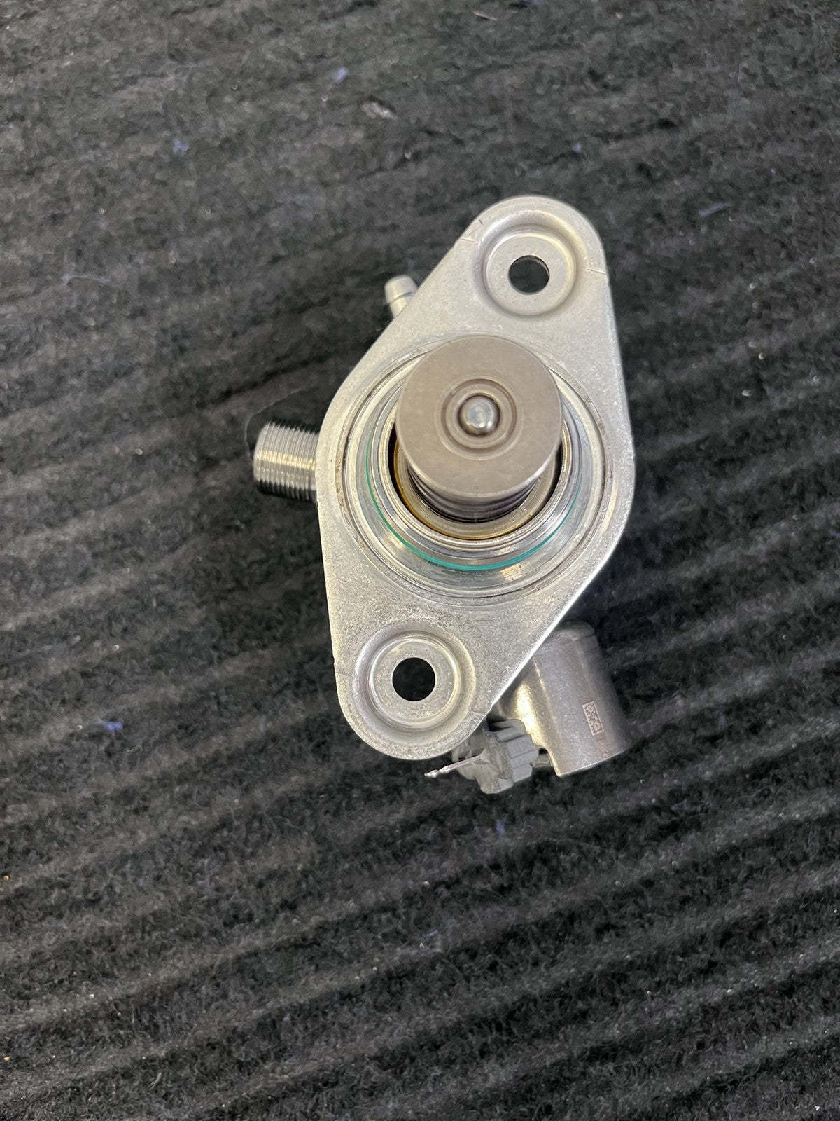 2015-2019 Mercedes-Benz C300 GLC300 E300 High Pressure Fuel Pump OEM A2740700501 - eBay image 6