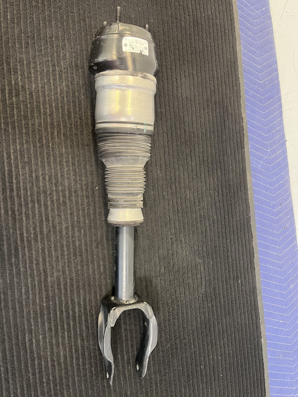 2012-2019 Mercedes-Benz Ml Gle Gl Gls Front Rh Air Strut OEM A1663204866 - eBay image 9