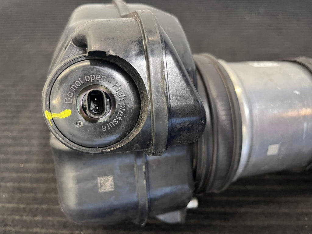 2020-2025 Aston Martin Dbx Front Right Air Suspension Strut OEM PY83-18B036-Aa - eBay image 9