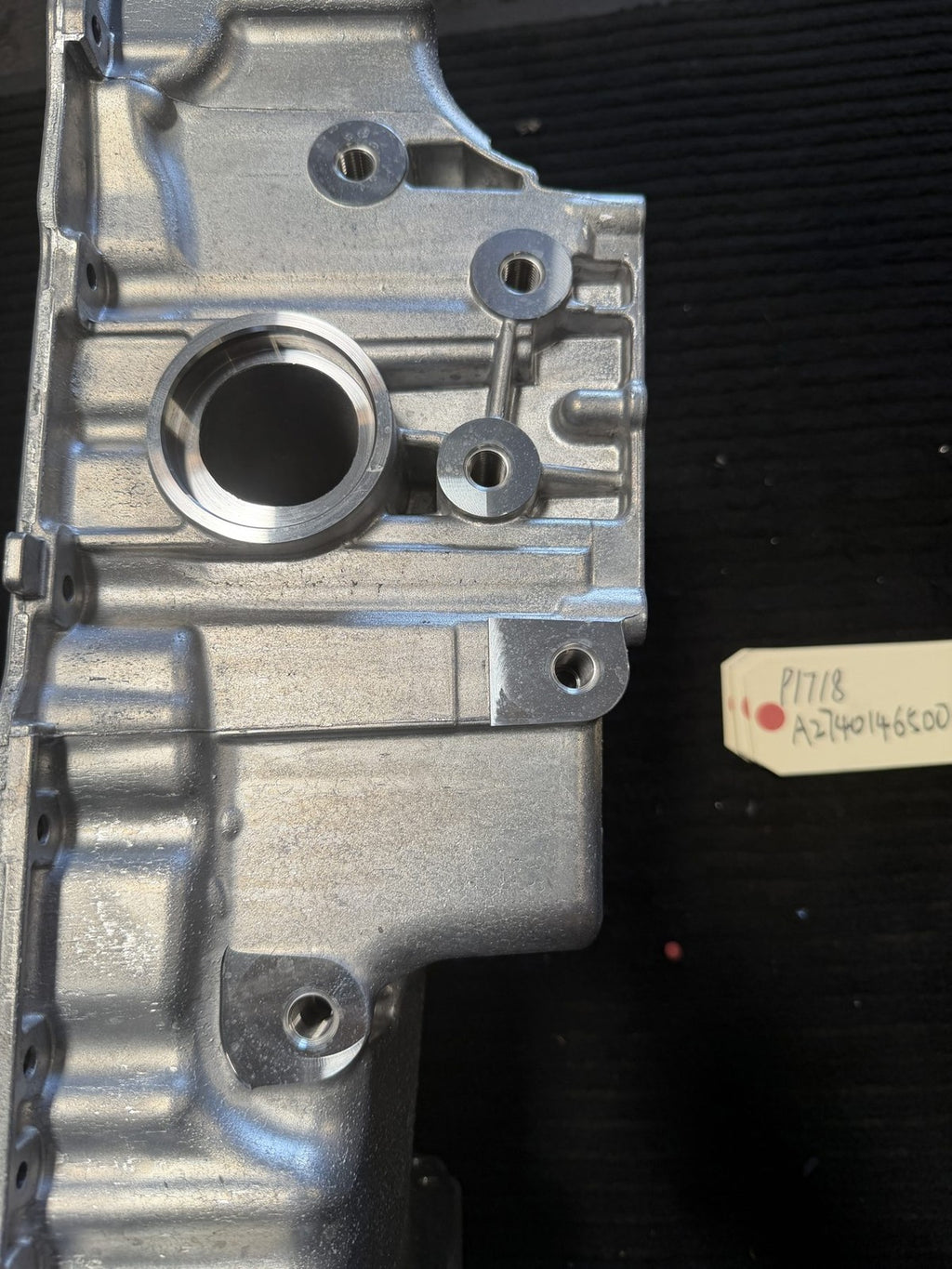 Mercedes-Benz W205 X253 C253 M274 4MATIC Upper Engine Oil Pan A2740146500 OEM - eBay image 6