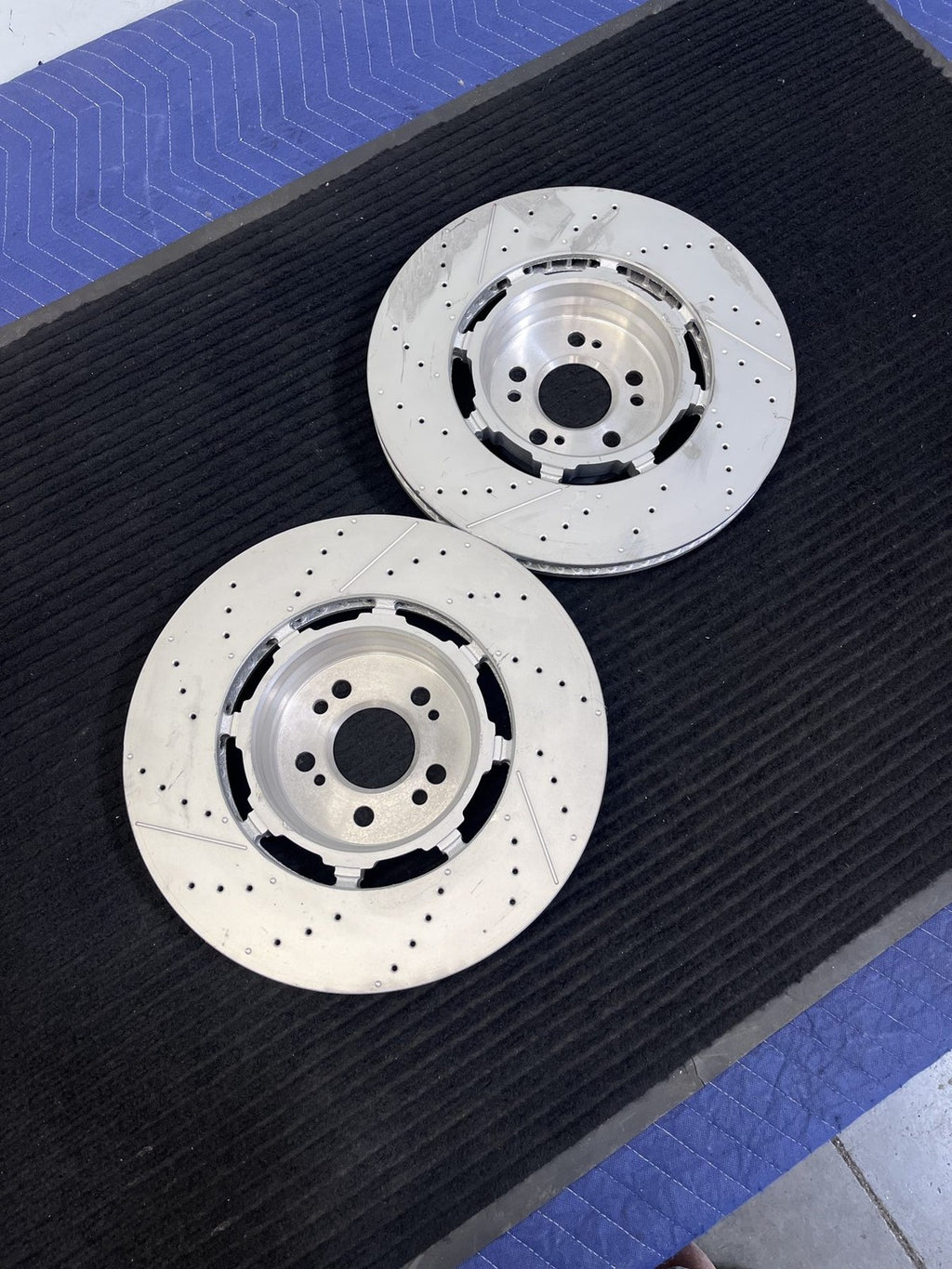 2021-2025 Mercedes-Benz GLE53 GLE63 GLS63 AMG Rear Rotors Pair OEM A1674235401 - eBay image 2