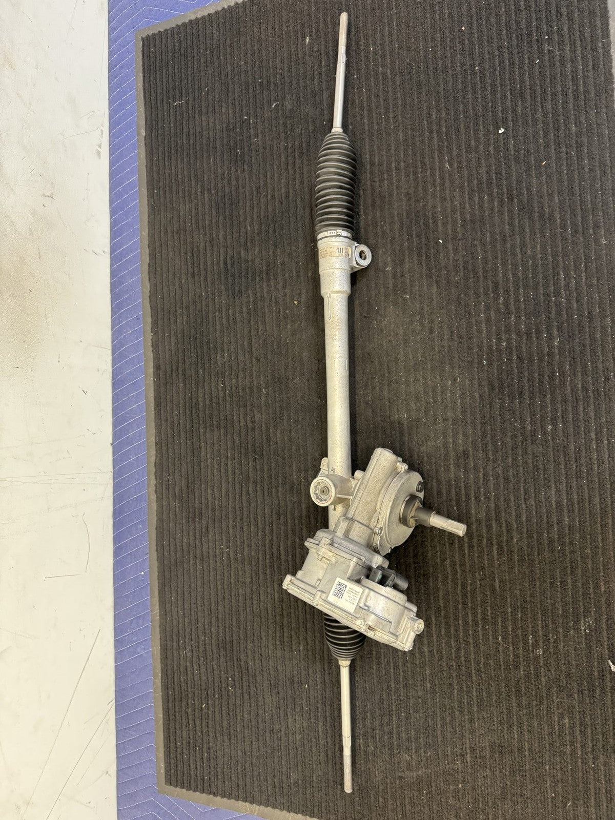 2018-2020 BMW i3 I01 Electric Power Steering Rack & Pinion OEM 32107915506 - eBay image 1