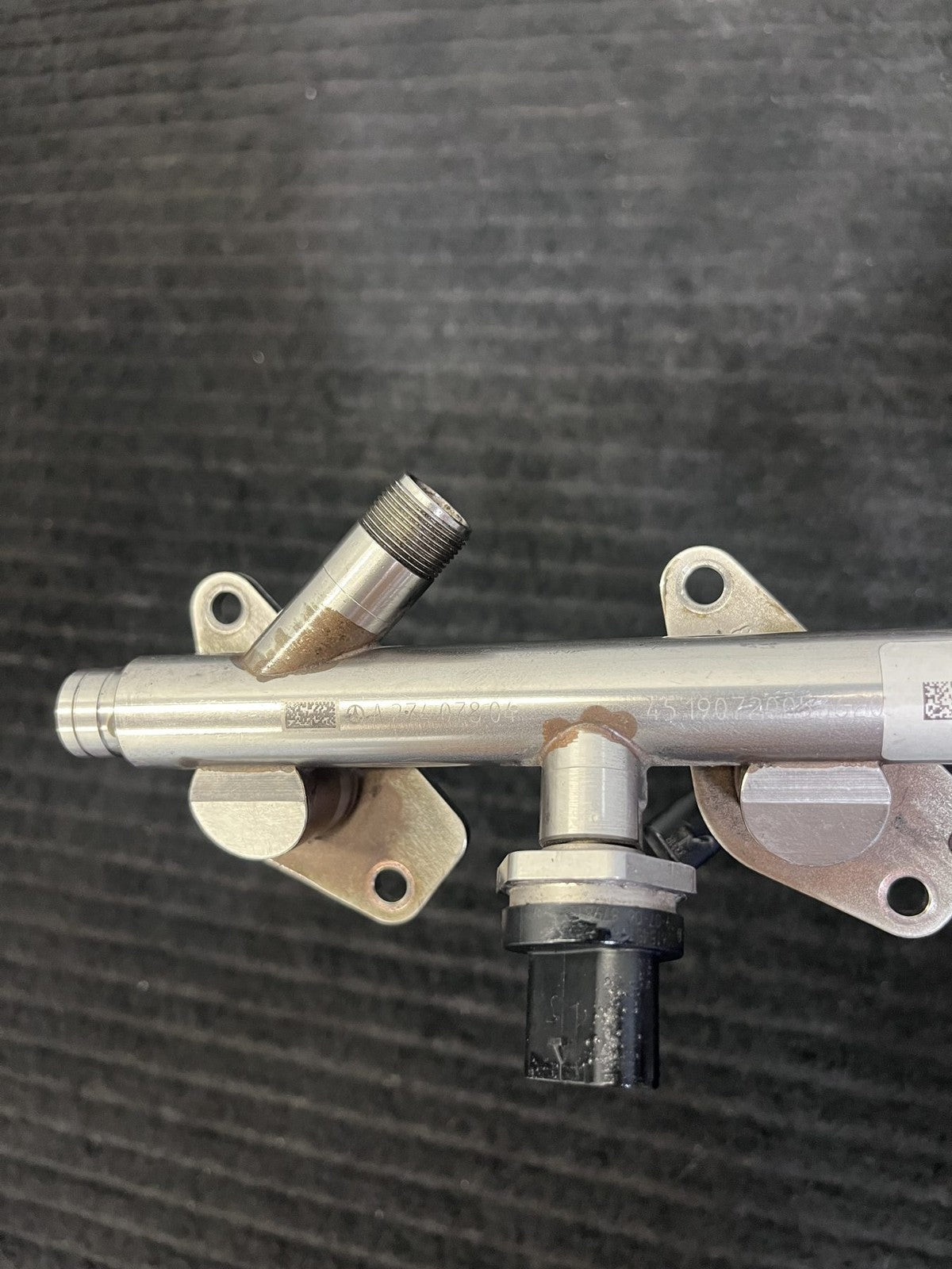 2015-2019 Mercedes-Benz C300 GLC300 E300 Fuel Rail 2 Injectors OEM A2740703800 - eBay image 12