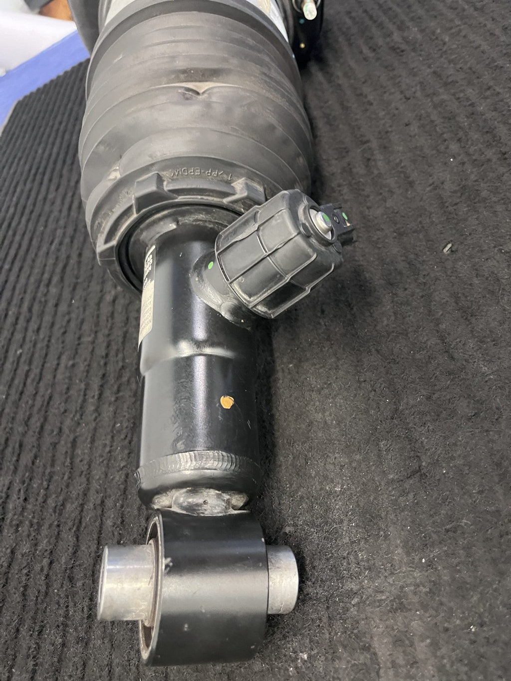 2024-2025 BMW X5 50e G05 Lci Rear Right Air Strut OEM 37105A40B54 - eBay image 7