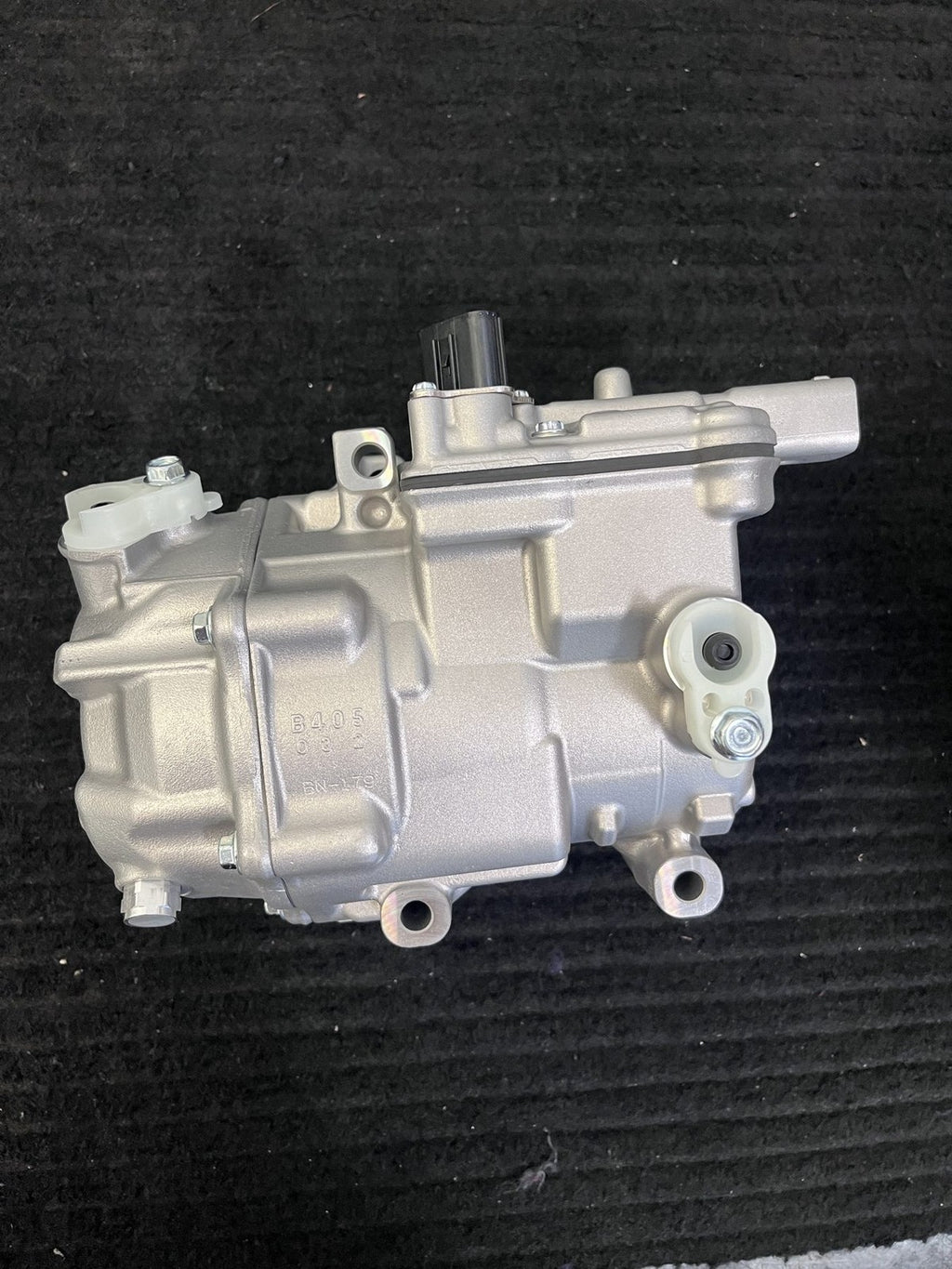 2012-2019 Toyota Prius C Hybrid Electric Ac Compressor Reman OEM 88370-52010 - eBay image 1