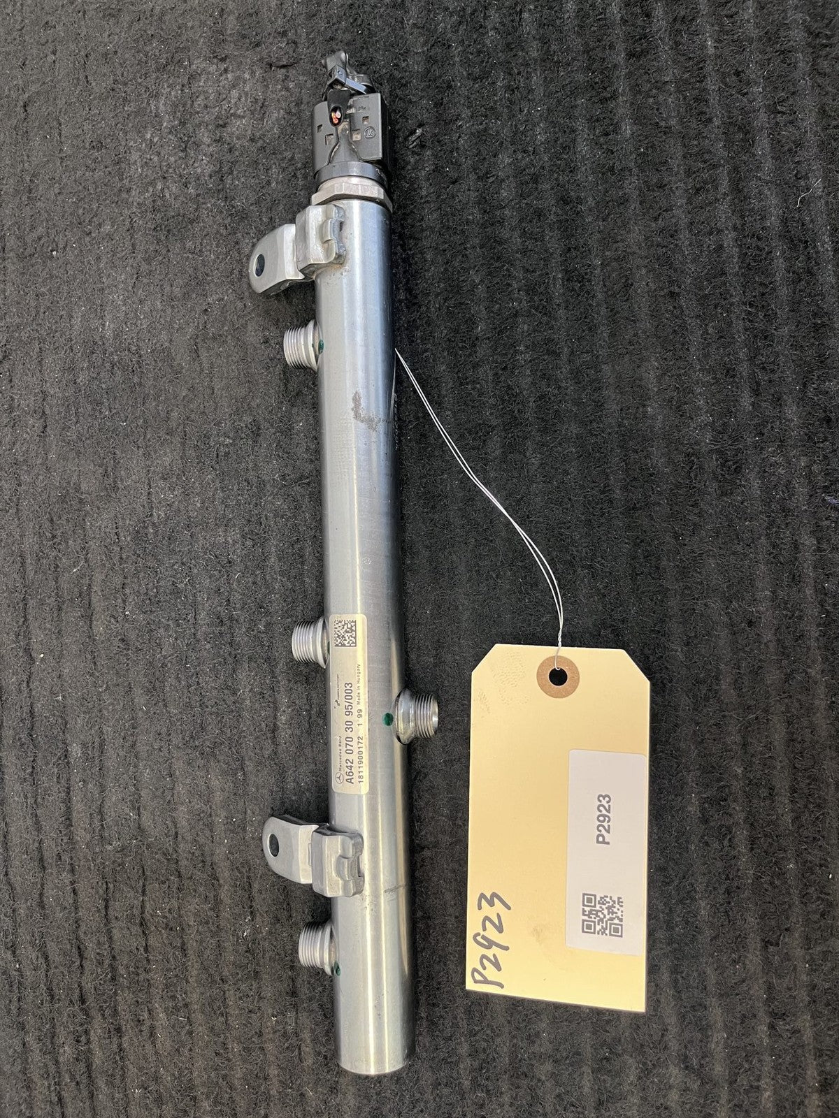 2010-2022 Mercedes-Benz Sprinter OM642 Right Fuel Rail OEM A6420703095 - eBay image 2