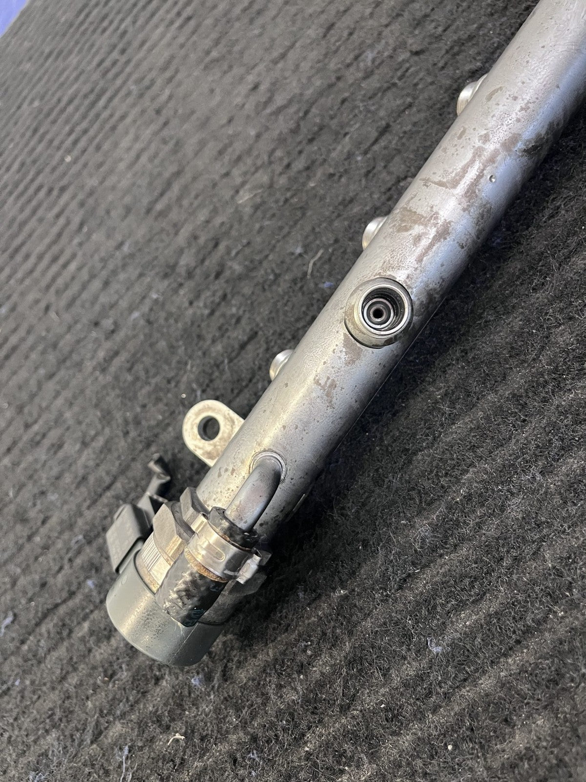2010-2022 Mercedes-Benz Sprinter OM642 Left Fuel Rail OEM A6420702795 - eBay image 6