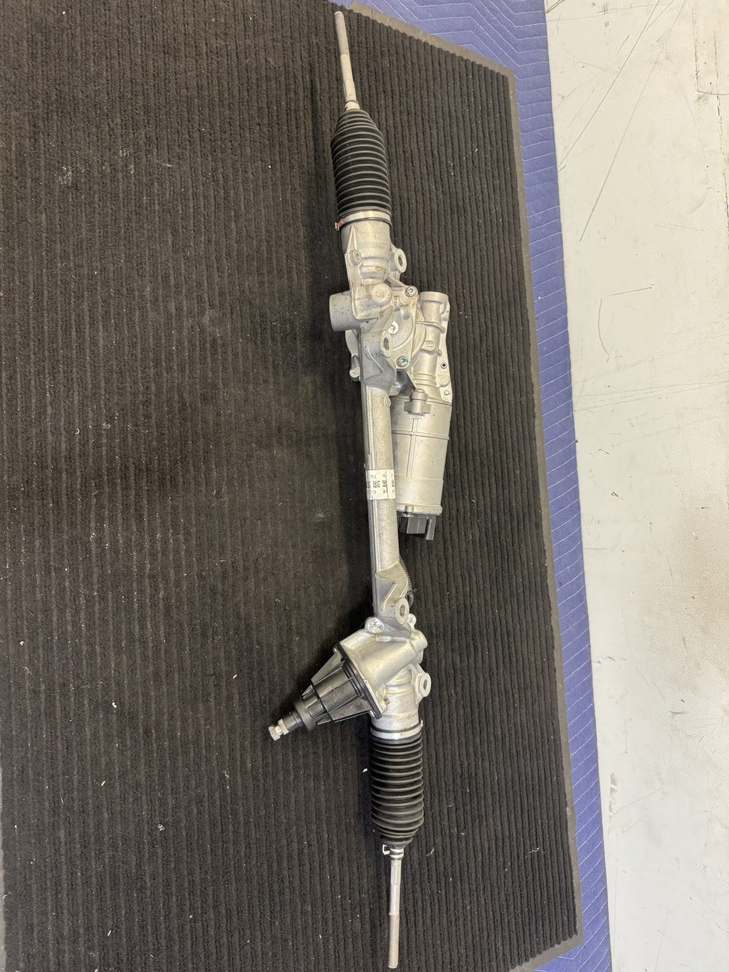 2019-2025 BMW 230i 330i 430i RWD Variable Sport Steering Rack OEM 32105A7C666 - eBay image 1