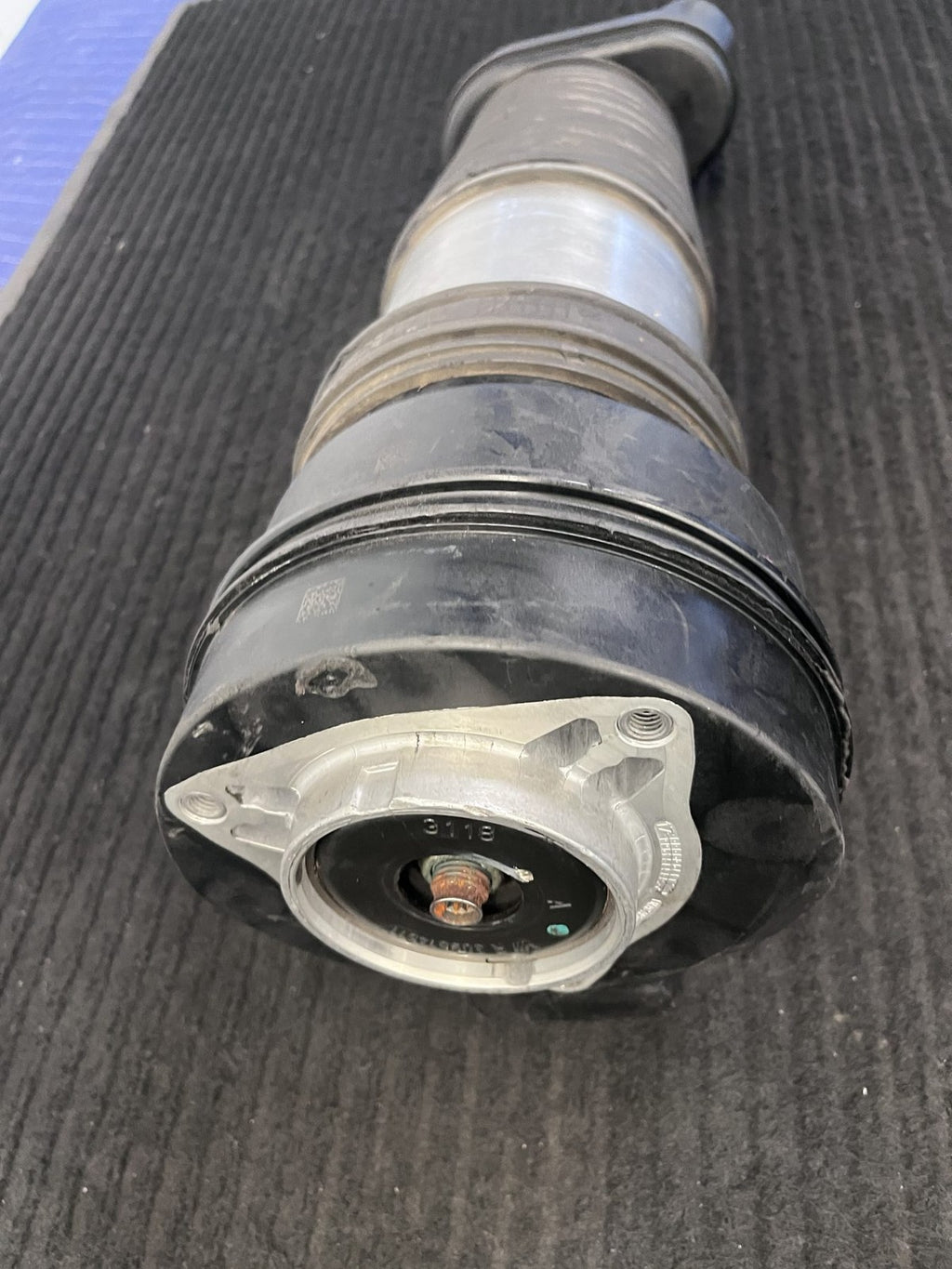 2019-2025 Porsche Cayenne E3 Front Left Air Suspension Strut OEM 9Y0616039B - eBay image 7