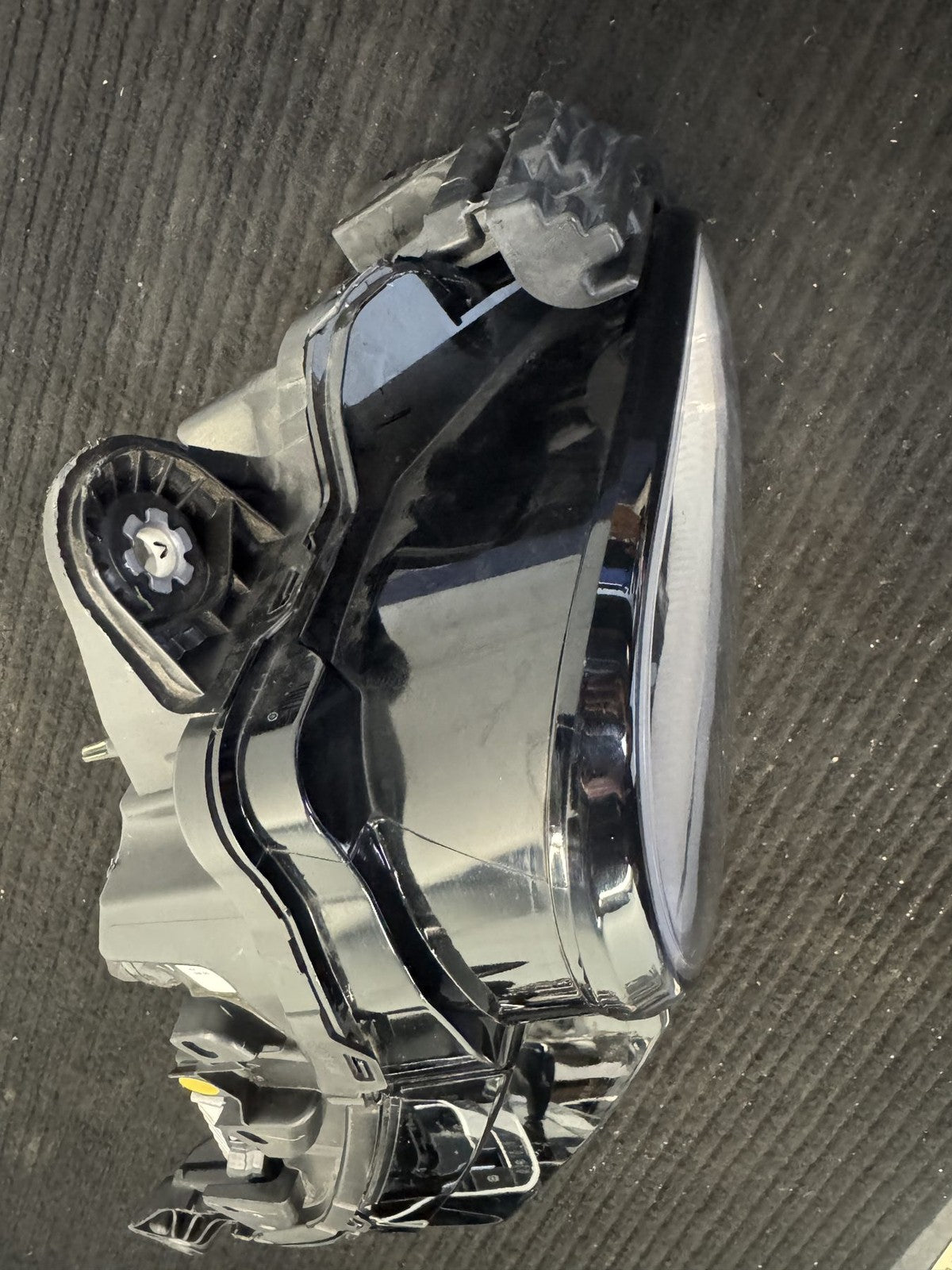 2025-2026 Rivian R1T R1S Right Dynamic LED Headlight OEM C100252551-D - eBay image 9
