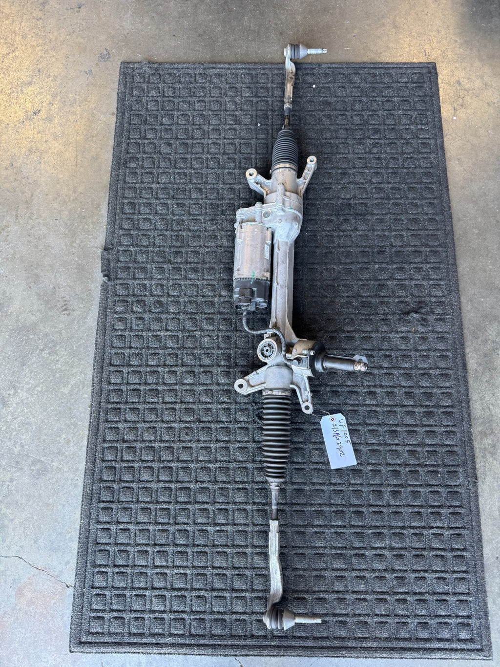 2017-2020 Mercedes W213 E300 E400 E450 Steering Rack Pinion OEM 2134602902 - eBay image 1