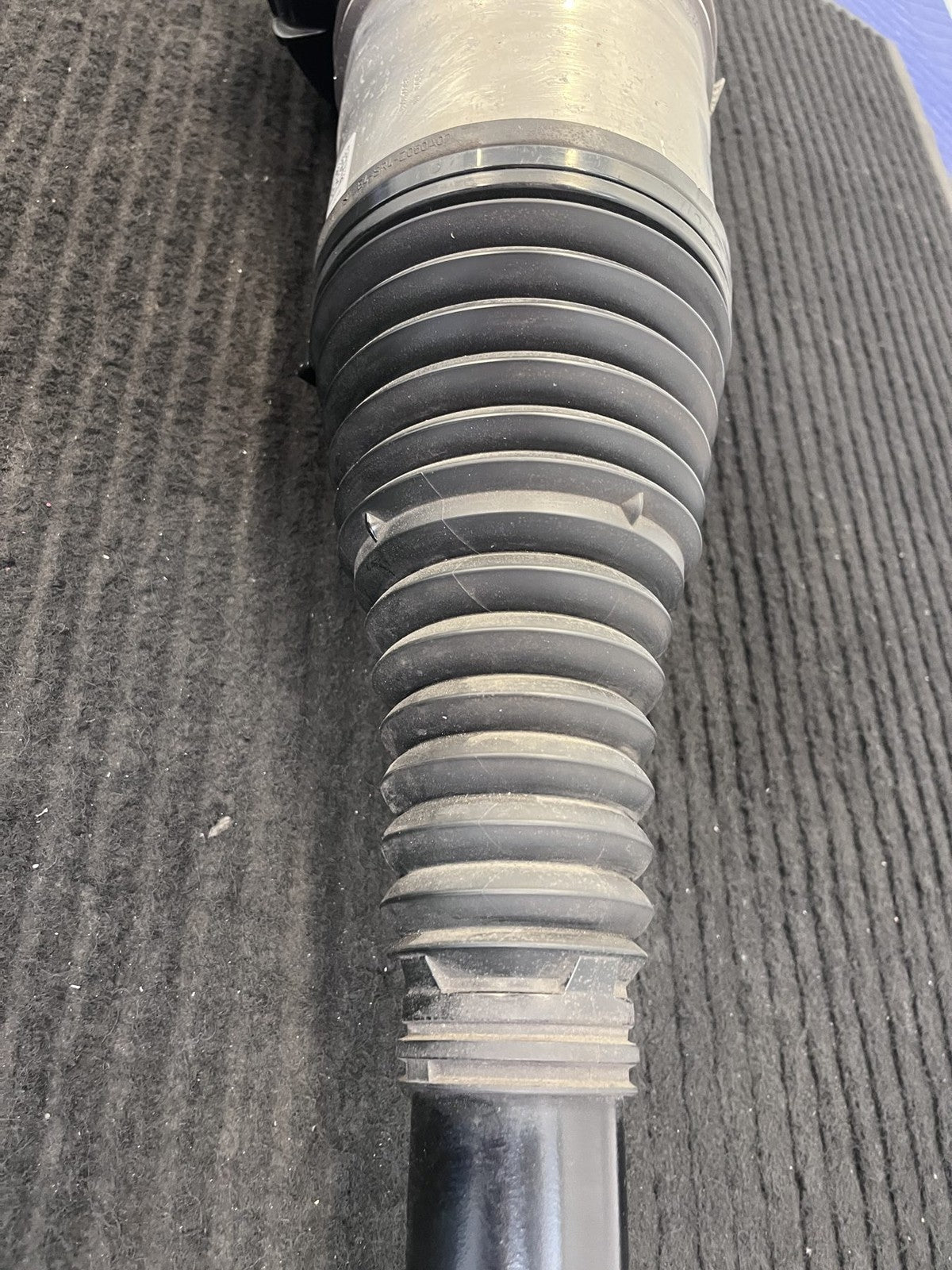 2021-2024 Mercedes-Benz S500 S580 W223 Rear Rh Airmatic Strut OEM A2233209603 - eBay image 4