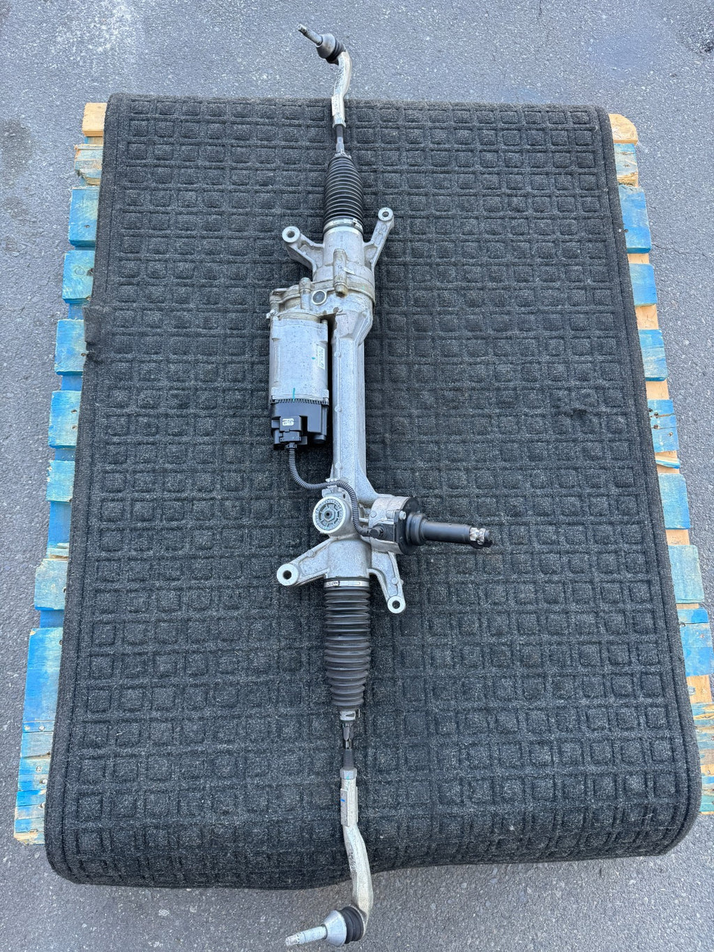 2017-2020 Mercedes E300 E400 E450 W213 Steering Rack & Pinion OEM A2134609601 - eBay image 1