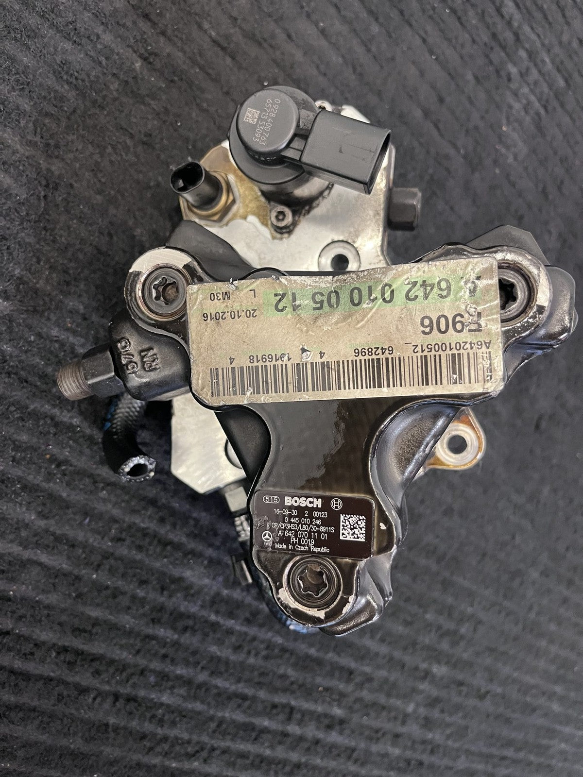 2010-2022 Mercedes-Benz Sprinter OM642 High Pressure Fuel Pump OEM A6420701101 - eBay image 2