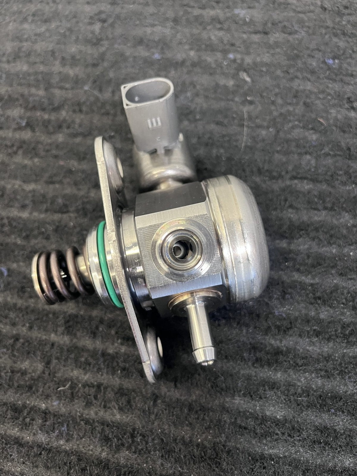 2015-2019 Mercedes-Benz C300 GLC300 E300 High Pressure Fuel Pump OEM A2740700501 - eBay image 4