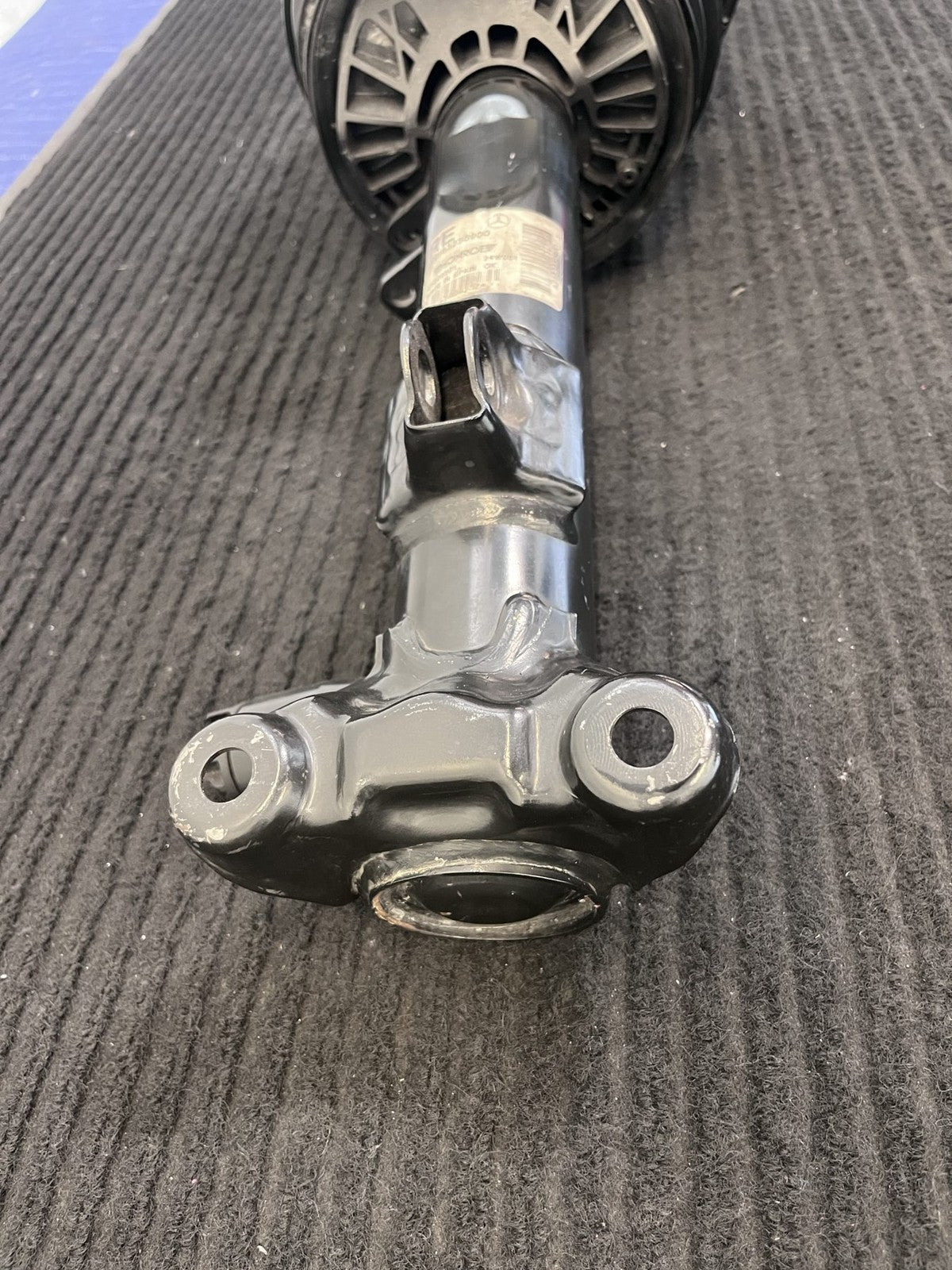 2012-2018 Mercedes-Benz CLS550 CLS400 CLS63 Front Rh Airmatic Strut OEM A2183206613 - eBay image 2