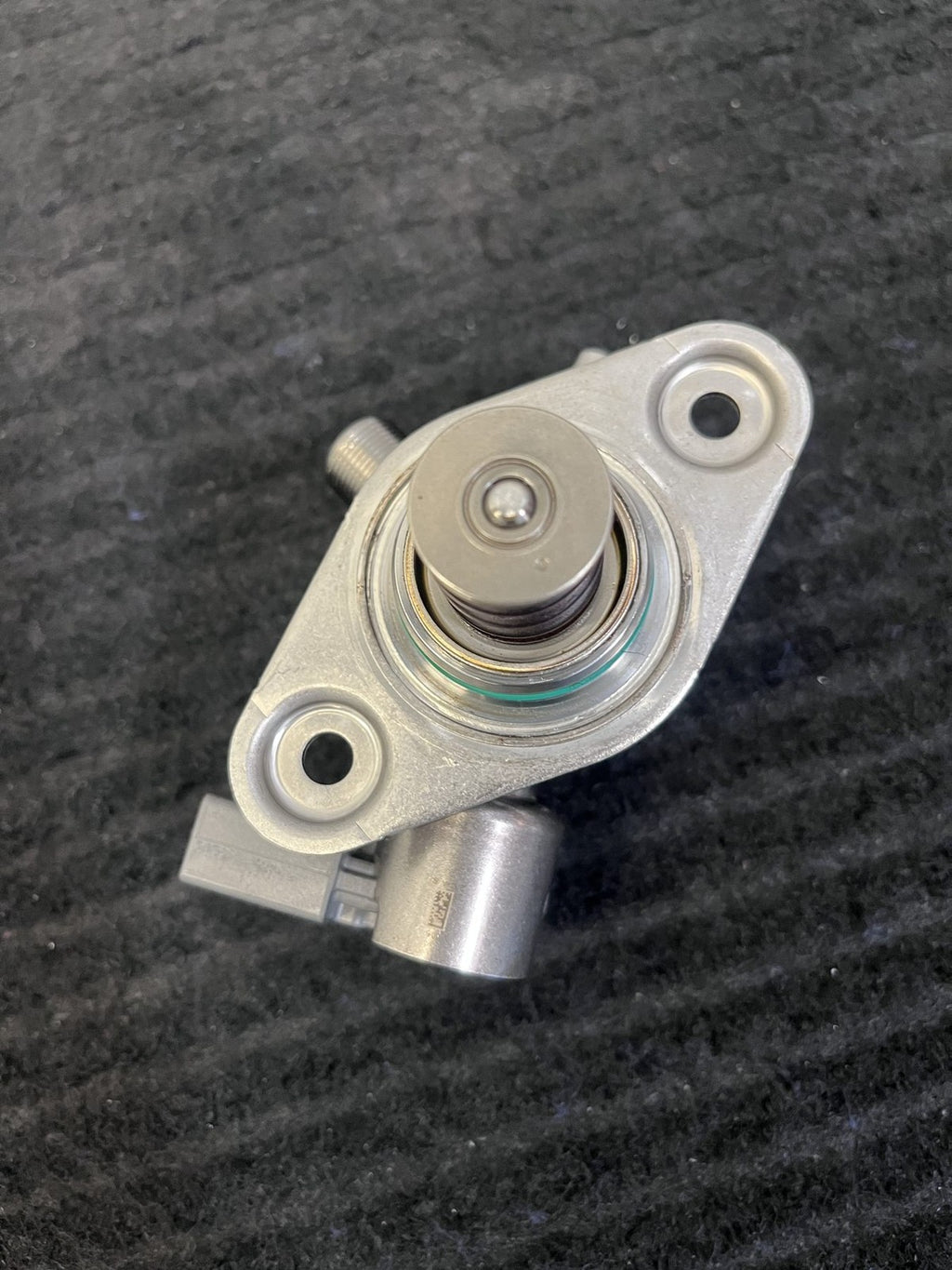 2015-2019 Mercedes-Benz C300 GLC300 E300 High Pressure Fuel Pump OEM A2740700501 - eBay image 5