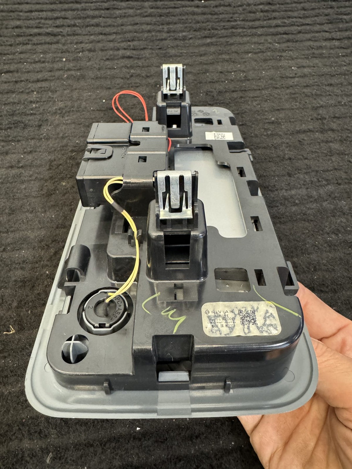 2022-2024 Rivian R1T R1S Interior Map Dome Light Unit OEM PT00044072 - eBay image 6