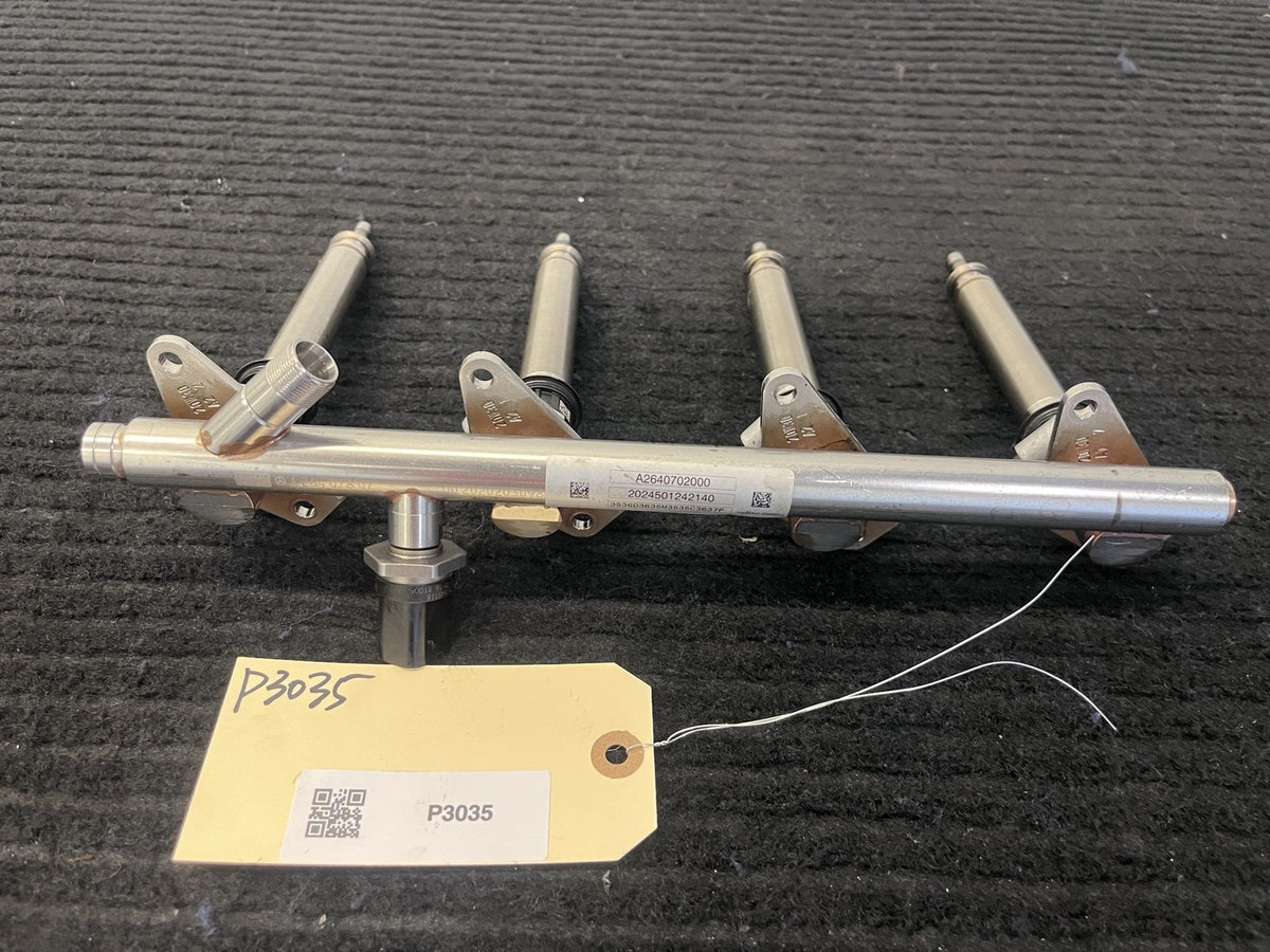 2019-2023 Mercedes-Benz C300 GLC300 E350 Fuel Rail 2 Injectors OEM A2640702000 - eBay image 1