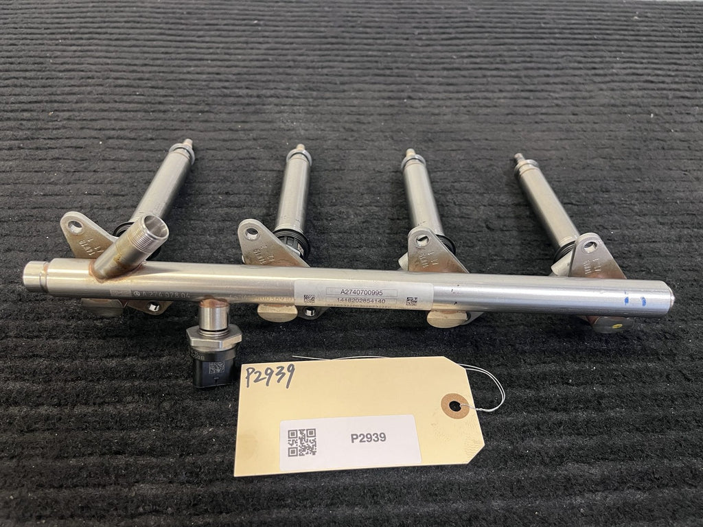 2015-2019 Mercedes-Benz C300 GLC300 E300 Fuel Rail 4 Injectors OEM A2740700995 - eBay image 1