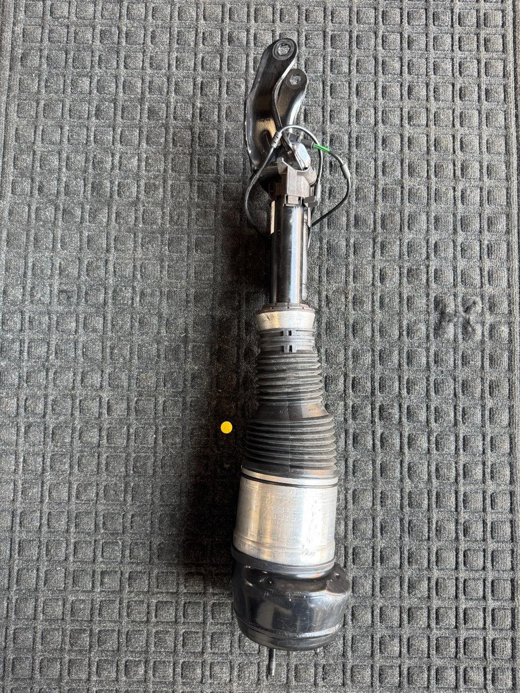 2012-2019Mercedes GLClass ML-Class Front Left Air Suspension Strut OEM1663201368 - eBay image 3