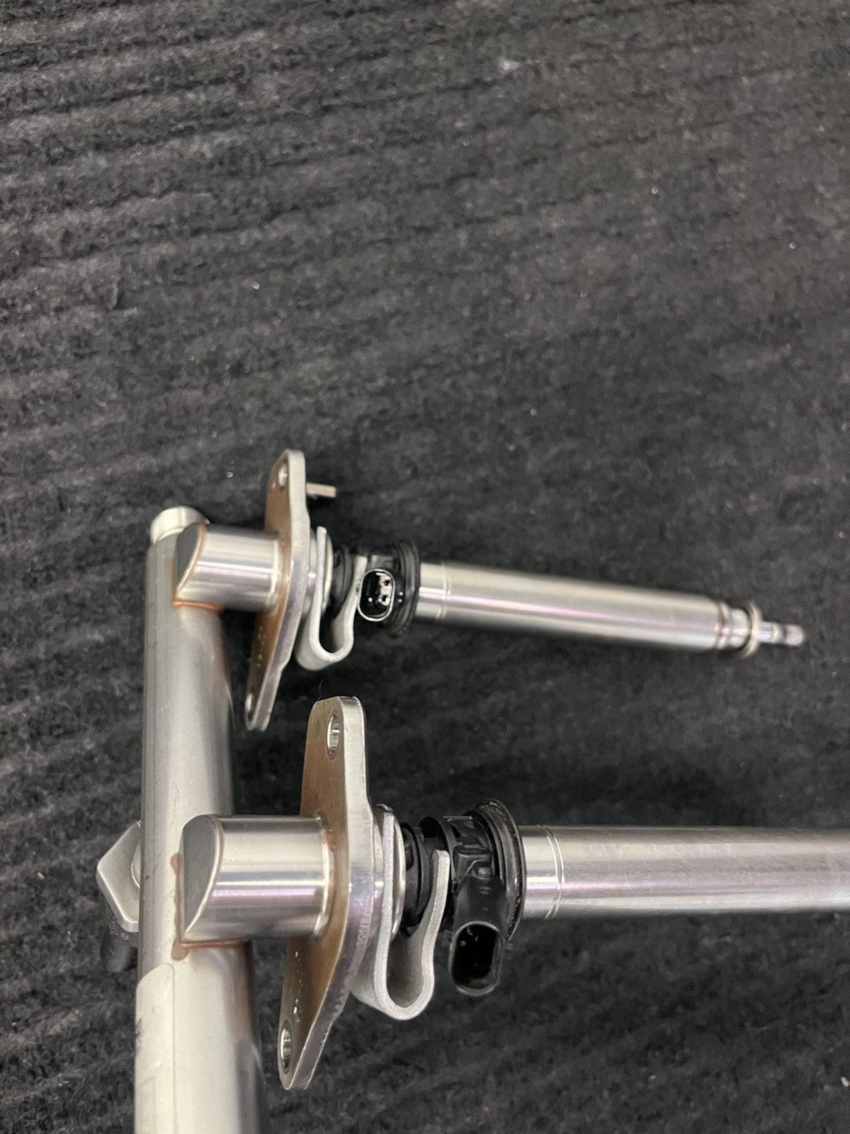 2014-2020 Mercedes-Benz CLA250 GLA250 Fuel Rail 4 Injectors OEM A2700701400 - eBay image 9